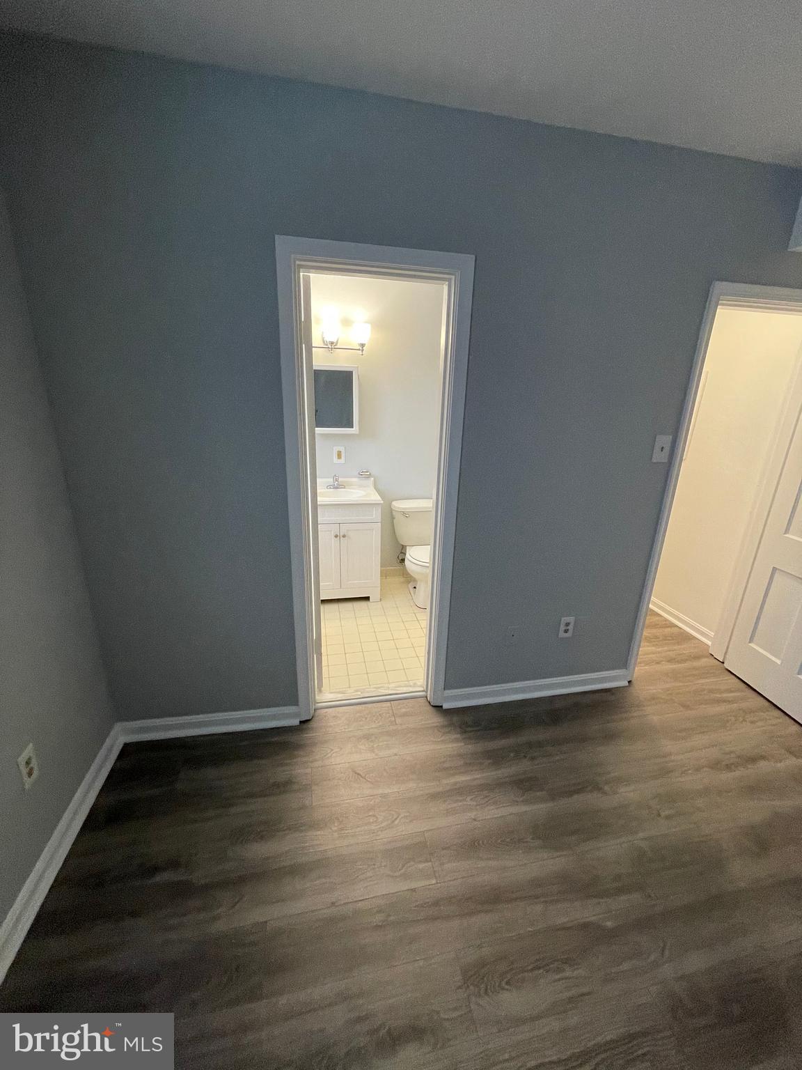 COLONIAL VILLAGE - Residential Lease