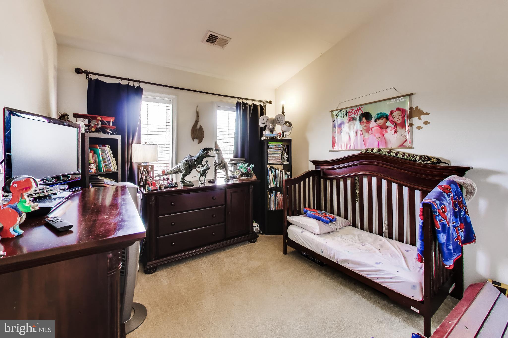 LAUREL HIGHLANDS - Residential