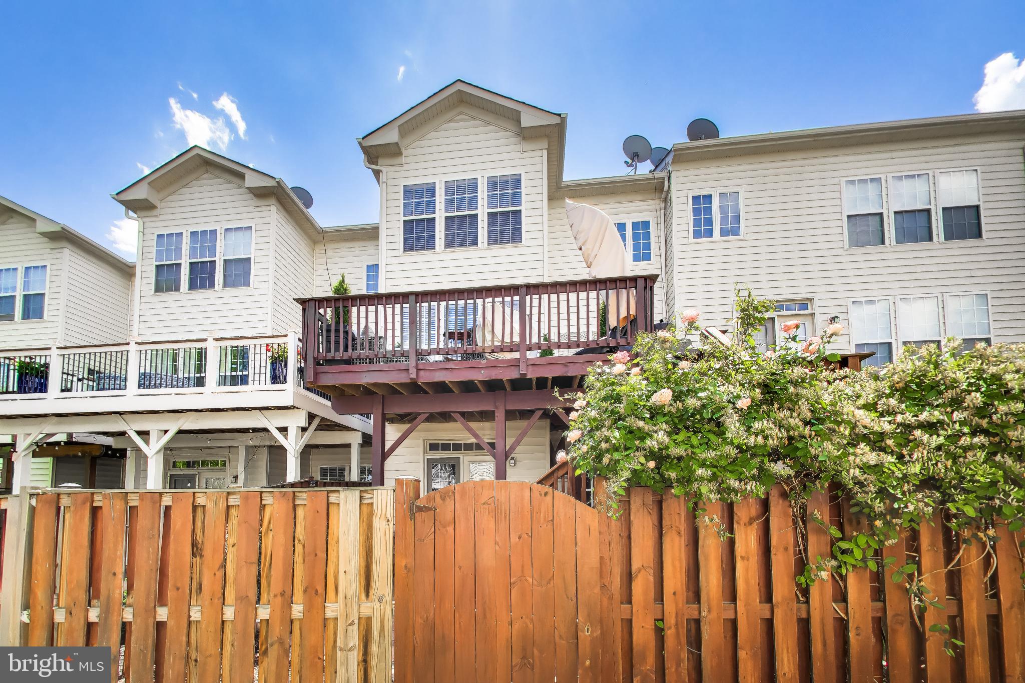 LAUREL HIGHLANDS - Residential