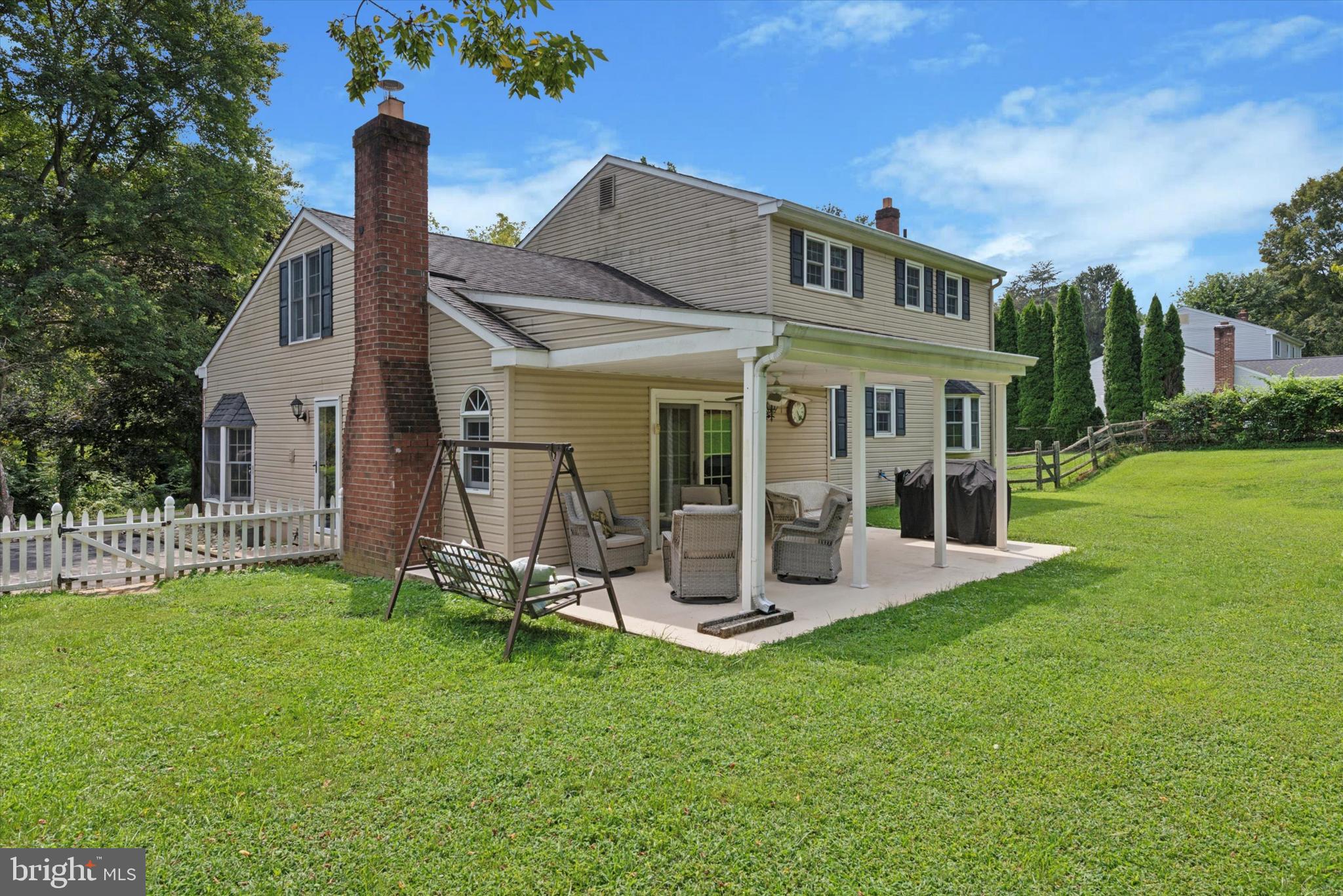 1559 WASHINGTON LANE