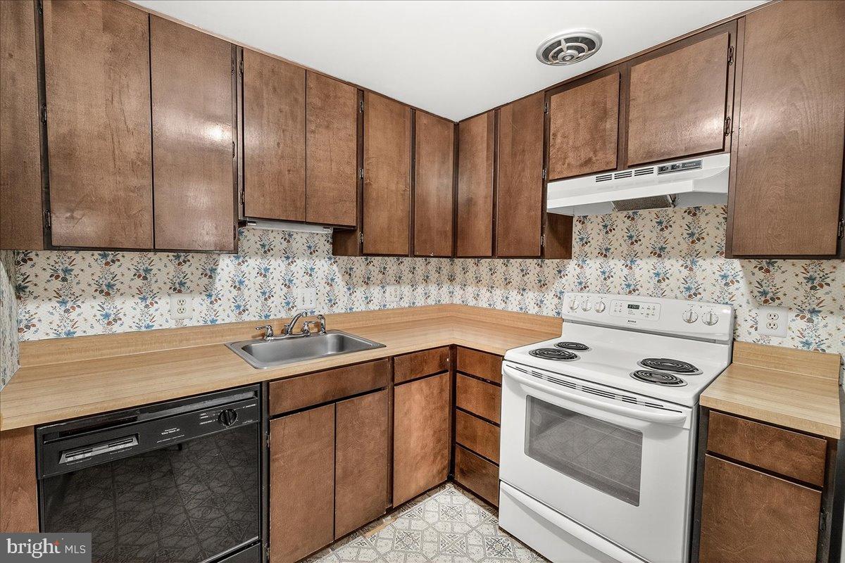 THOMAS CHOICE WEST - Residential