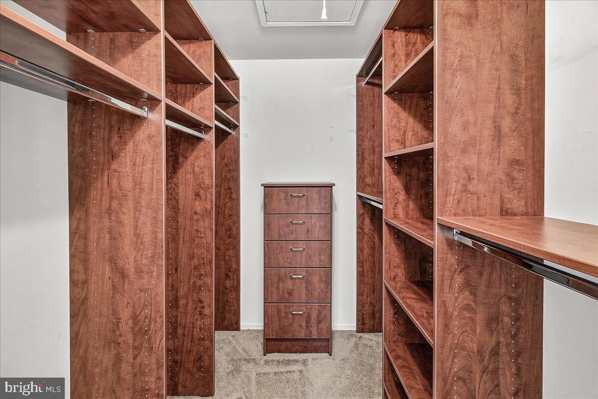 THOMAS CHOICE WEST - Residential