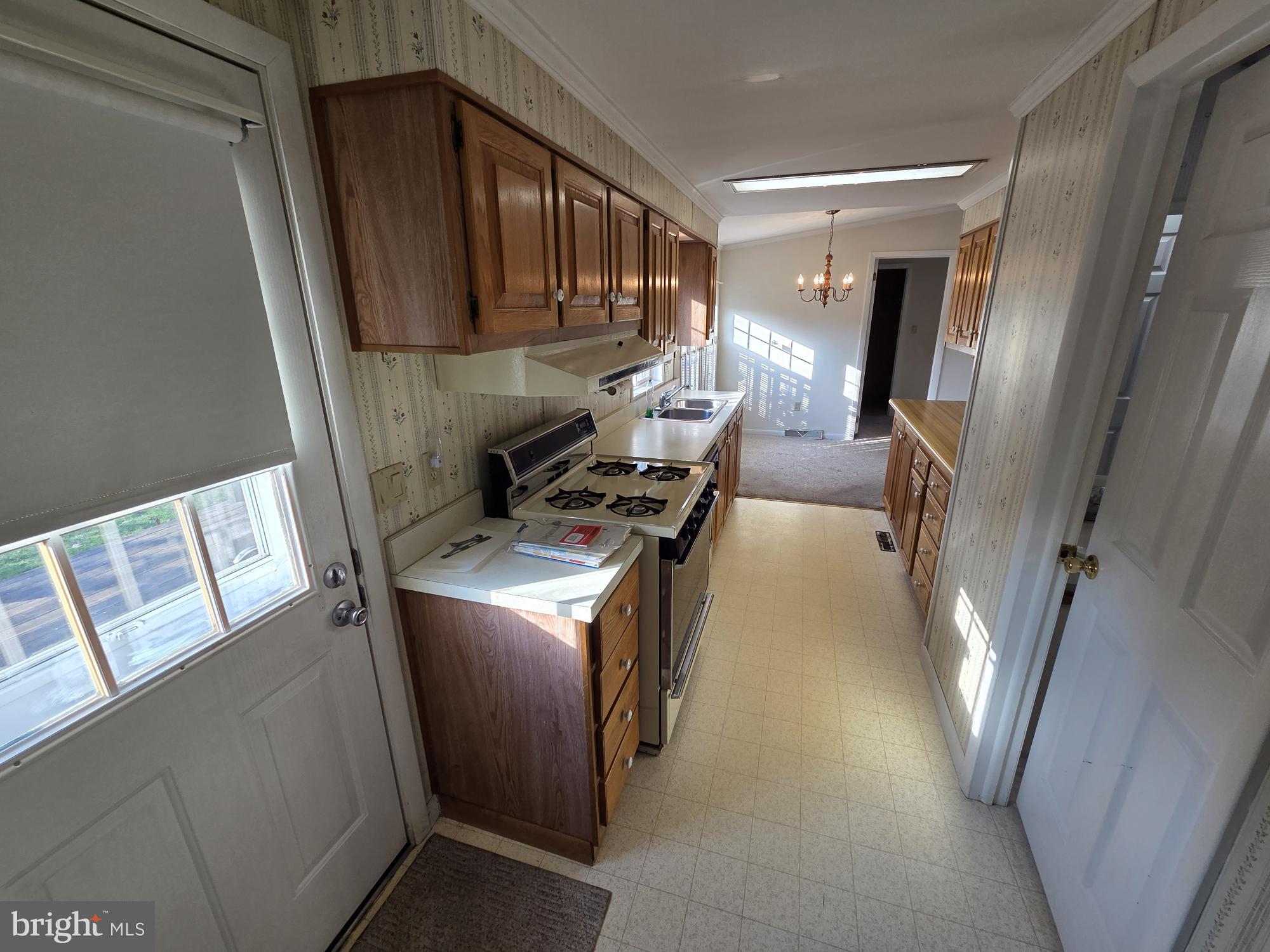 WALNUT MEADOWS - Residential