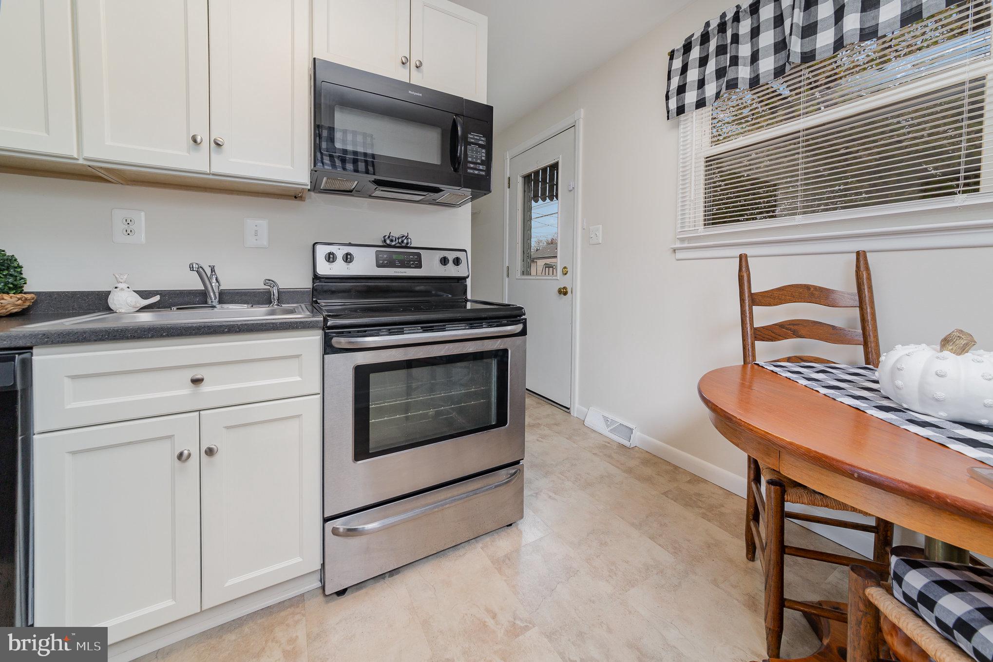 BAYBROOK - Residential