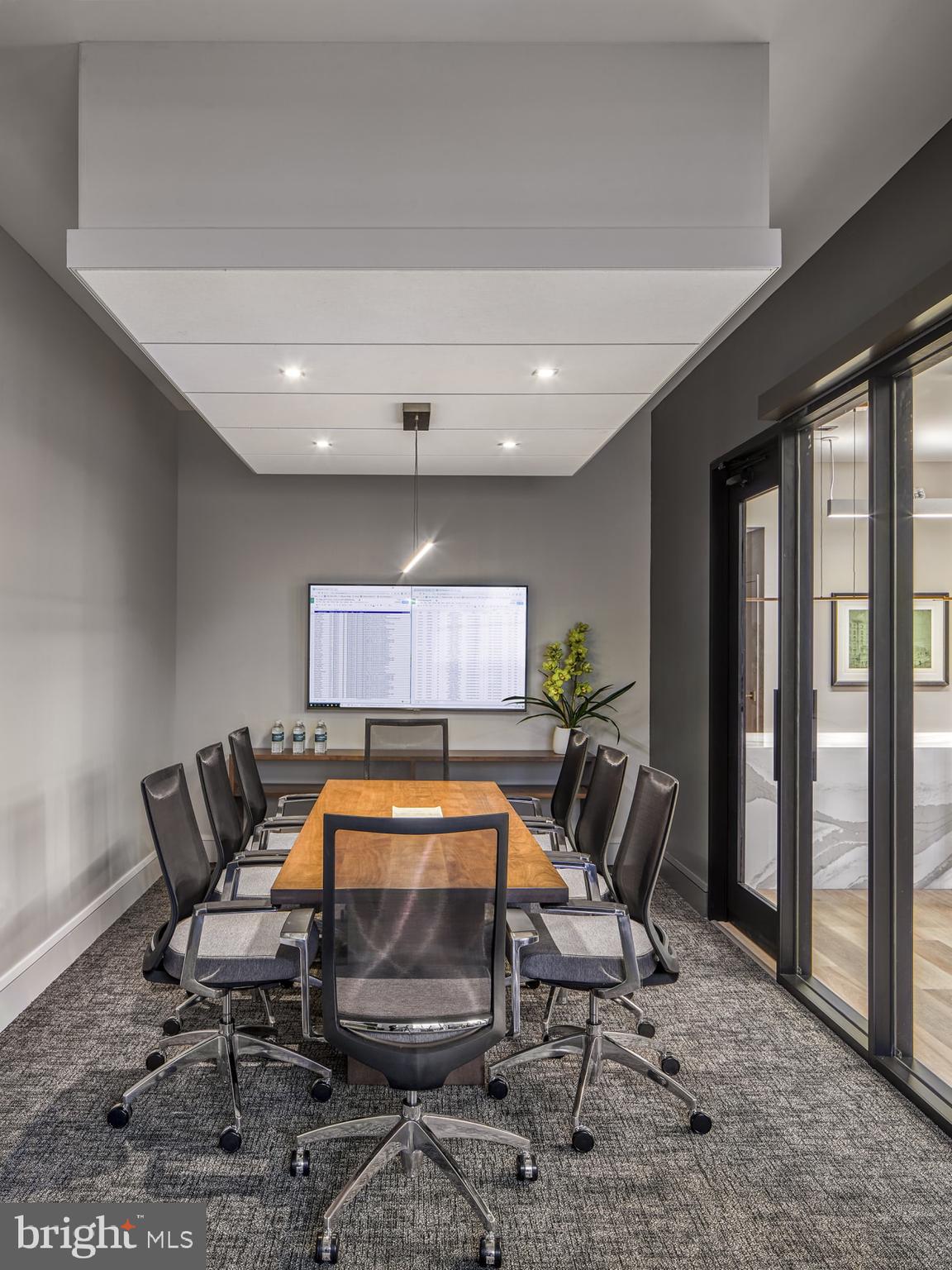 WASHINGTON SQ - Residential Lease