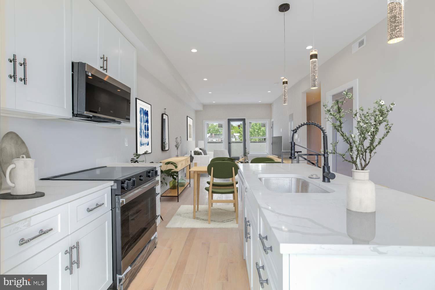 1237 OATES STREET NE 1