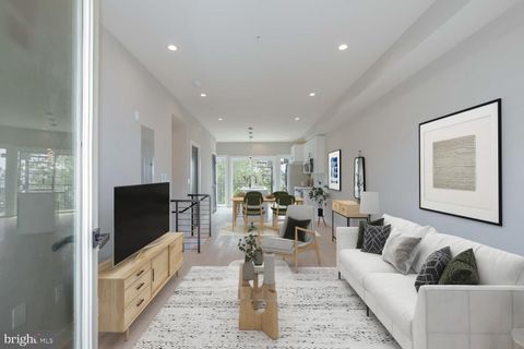 1237 OATES STREET NE 1 WASHINGTON DC 20002