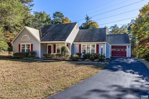 2067 WINTERFIELD CIR CHARLOTTESVILLE VA 22911