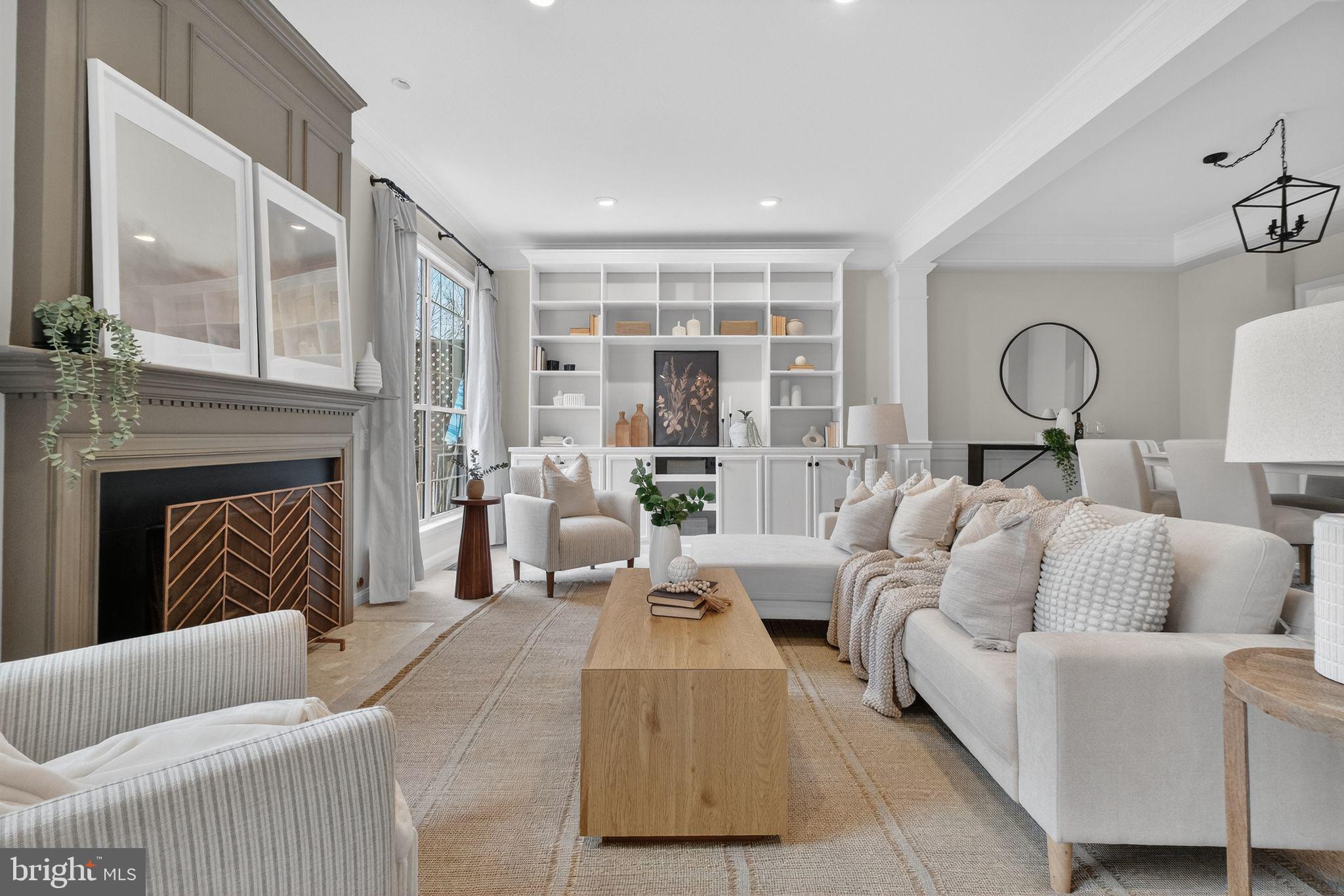 LOWES ISLAND - Residential