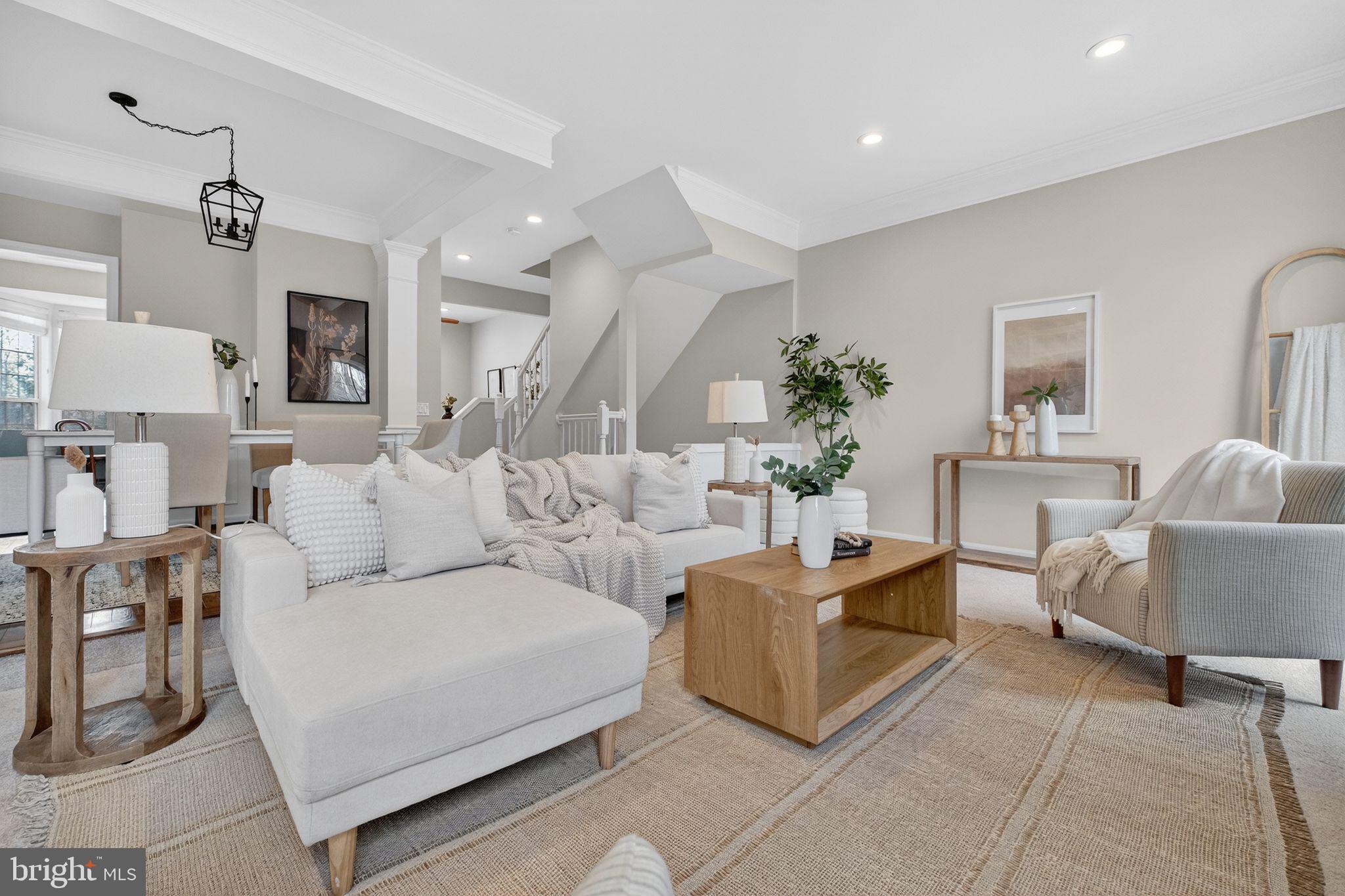 LOWES ISLAND - Residential