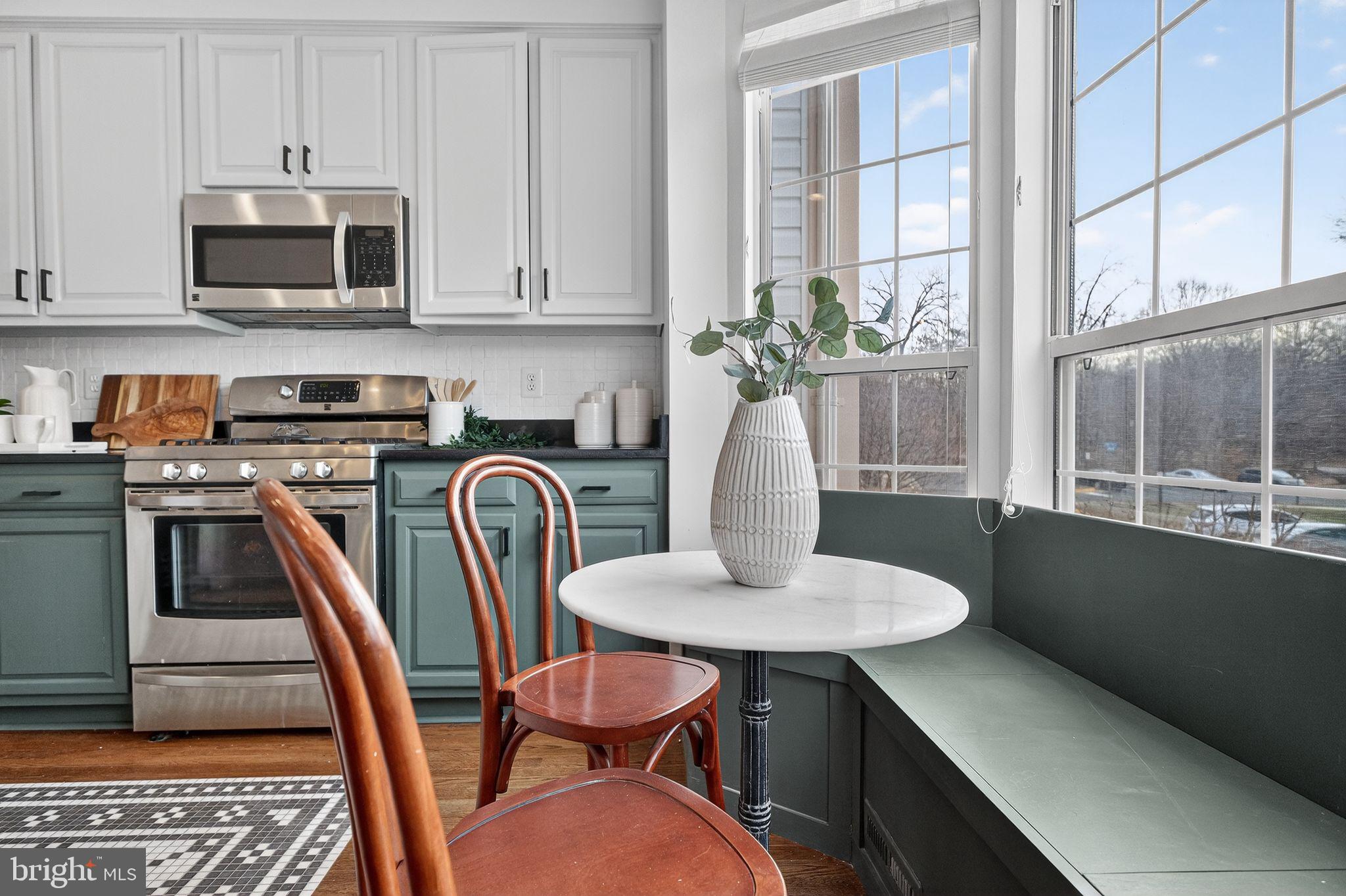 LOWES ISLAND - Residential