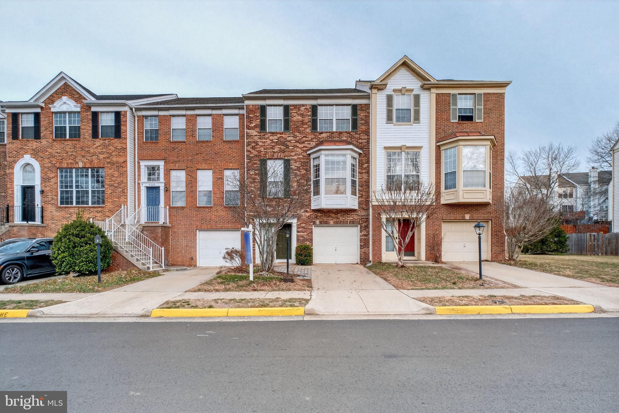 LOWES ISLAND - Residential