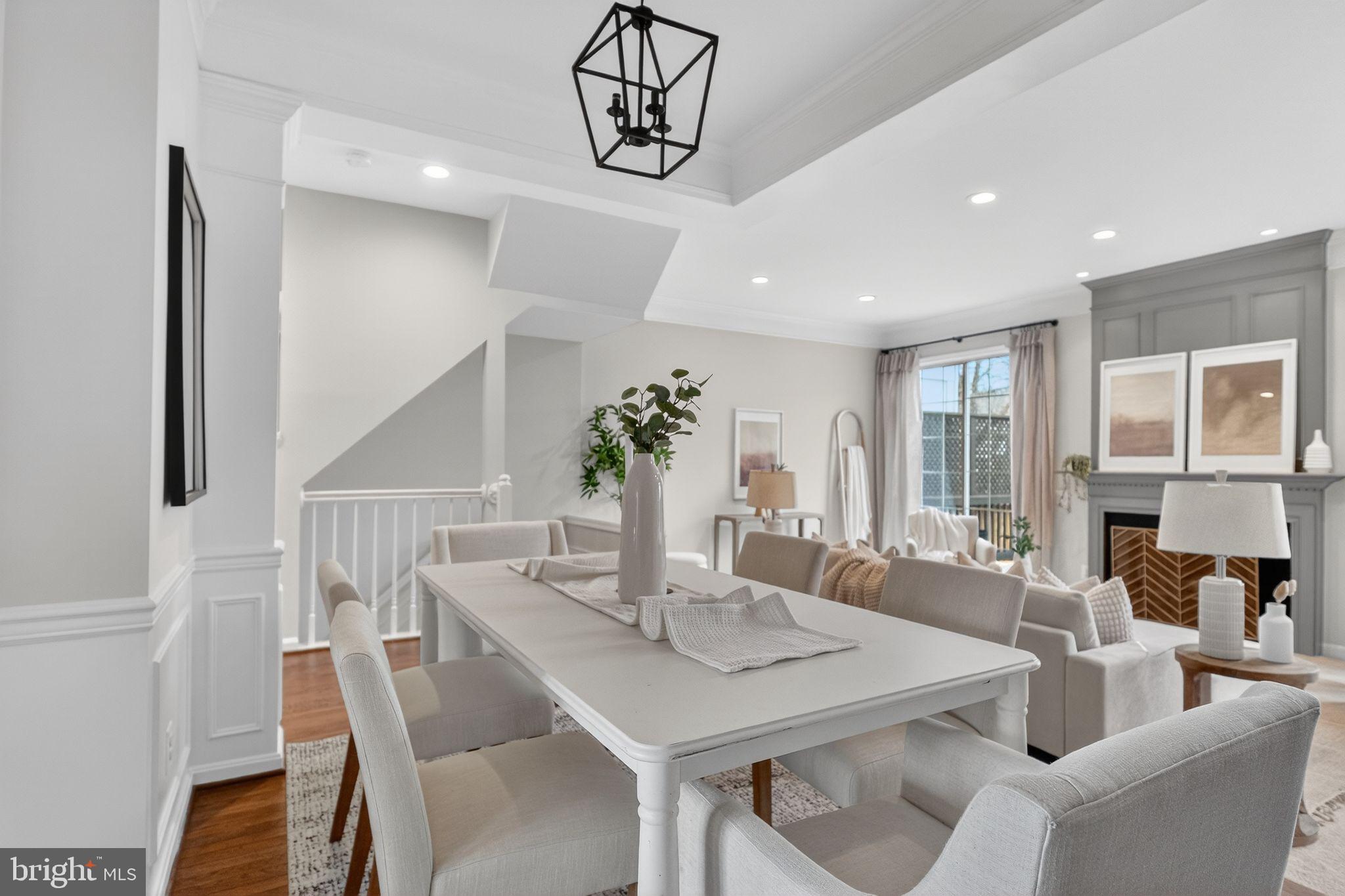 LOWES ISLAND - Residential