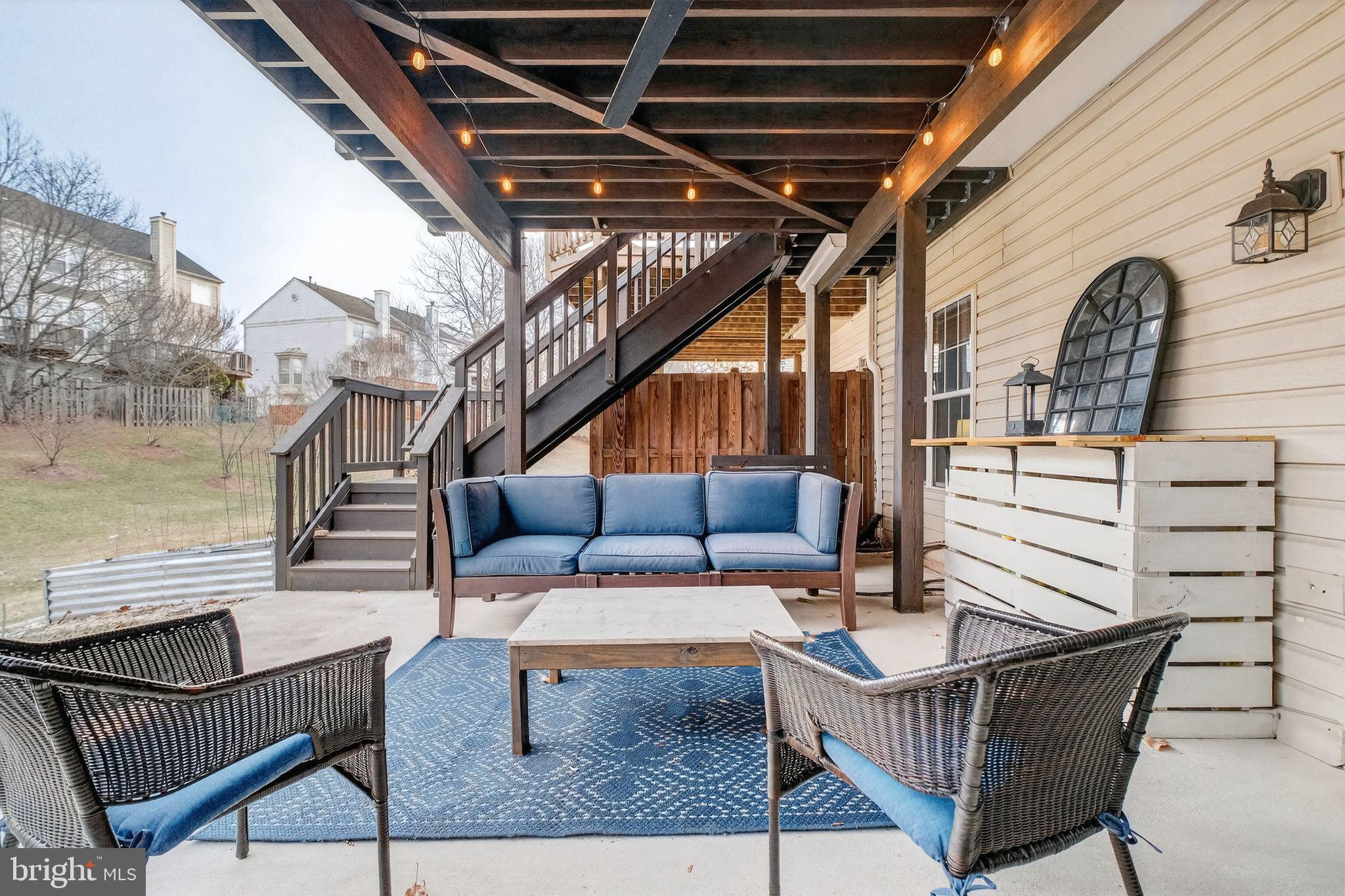 LOWES ISLAND - Residential