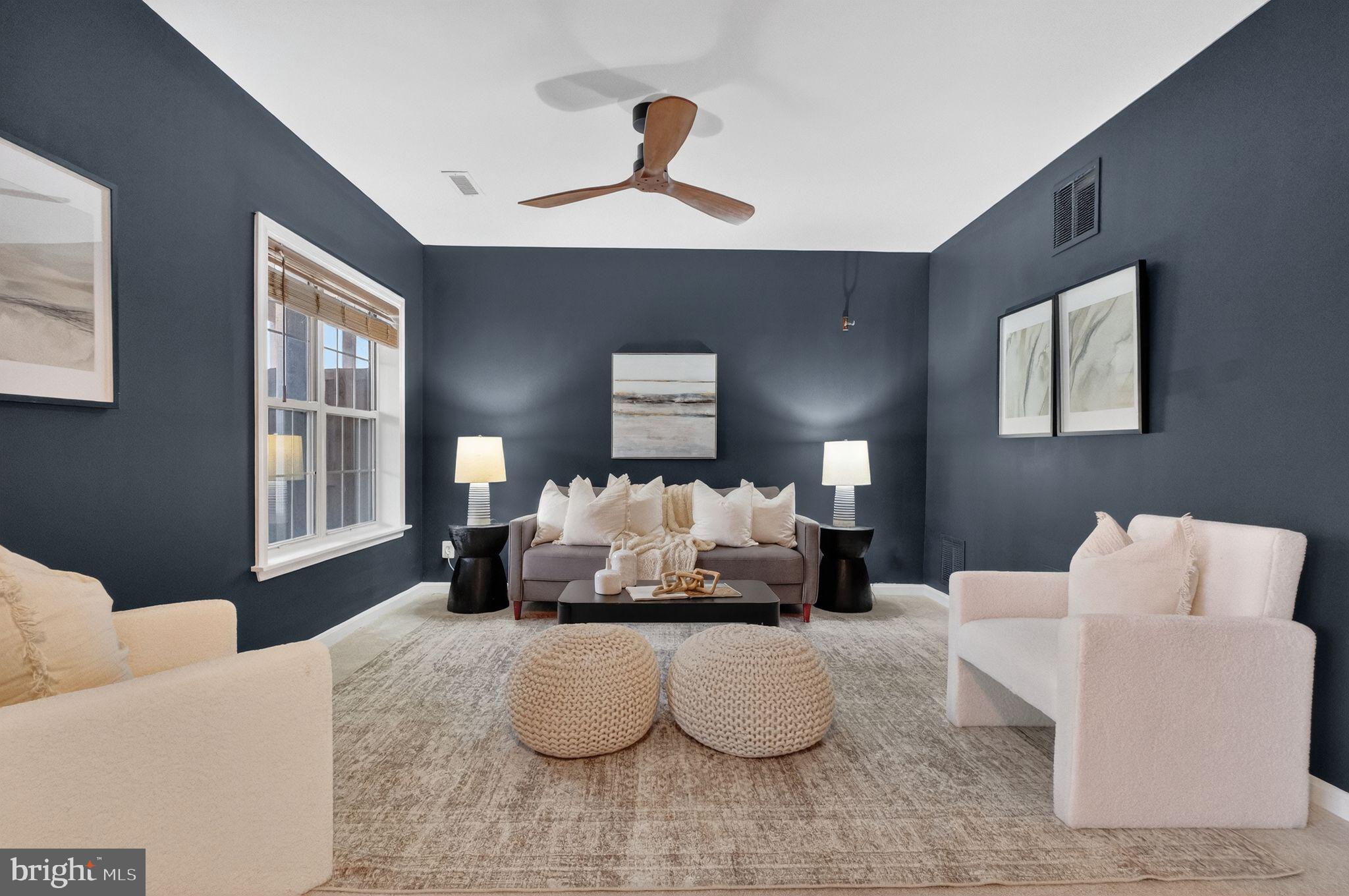 LOWES ISLAND - Residential