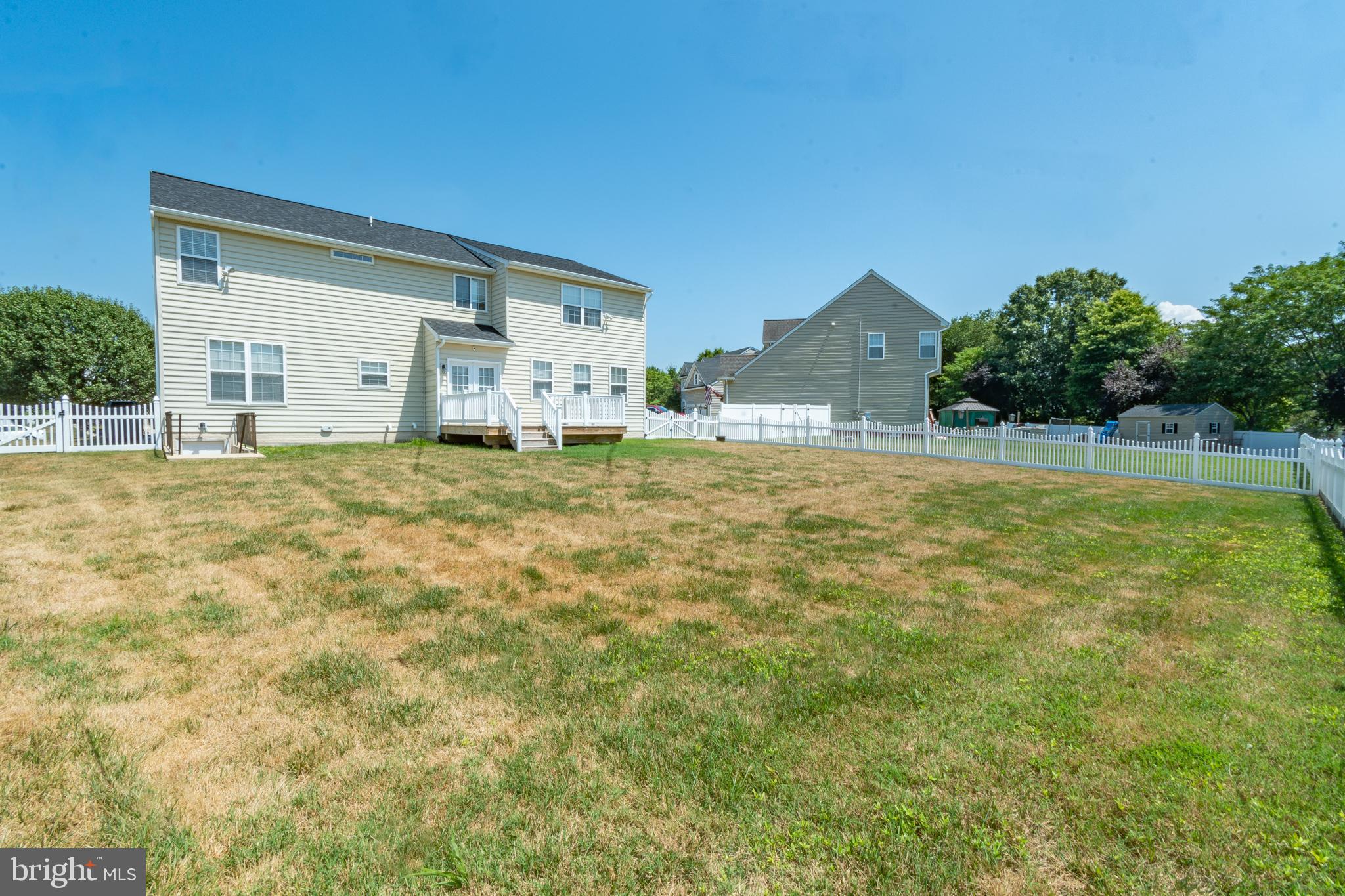 VILLAGES AT LEONARDTOWN - Residential