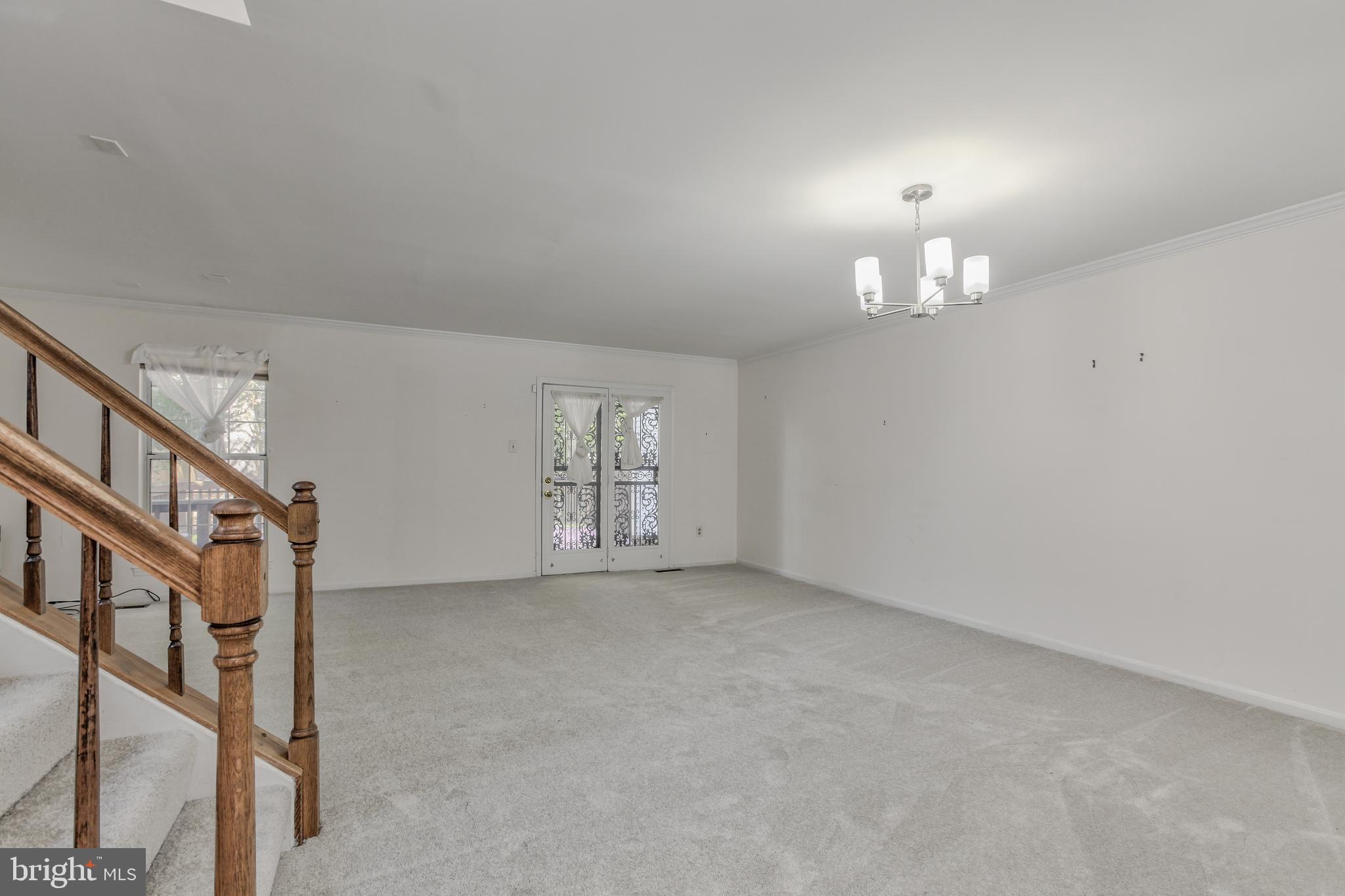 LONGMEAD - Residential