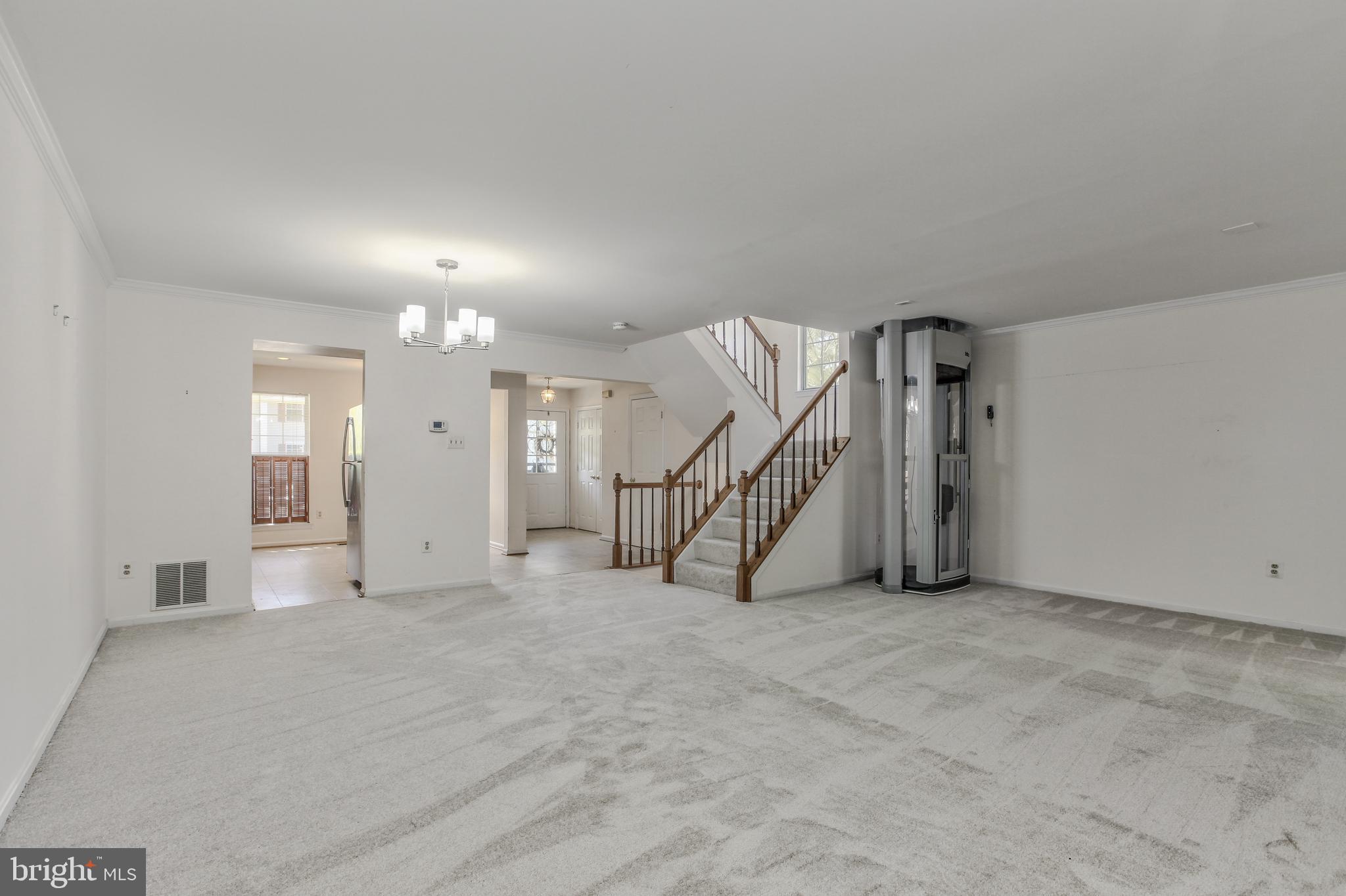 LONGMEAD - Residential