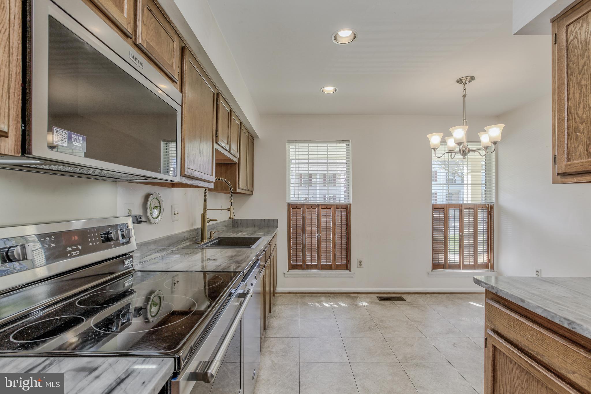 LONGMEAD - Residential