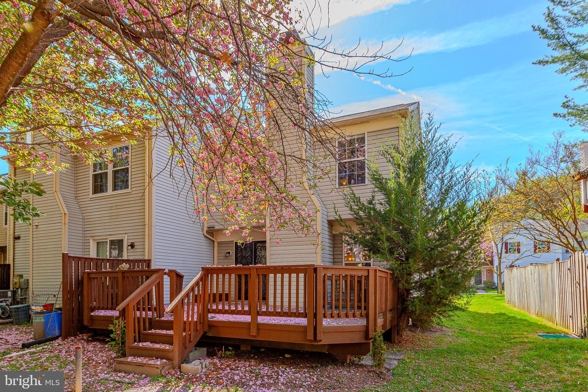 LONGMEAD - Residential