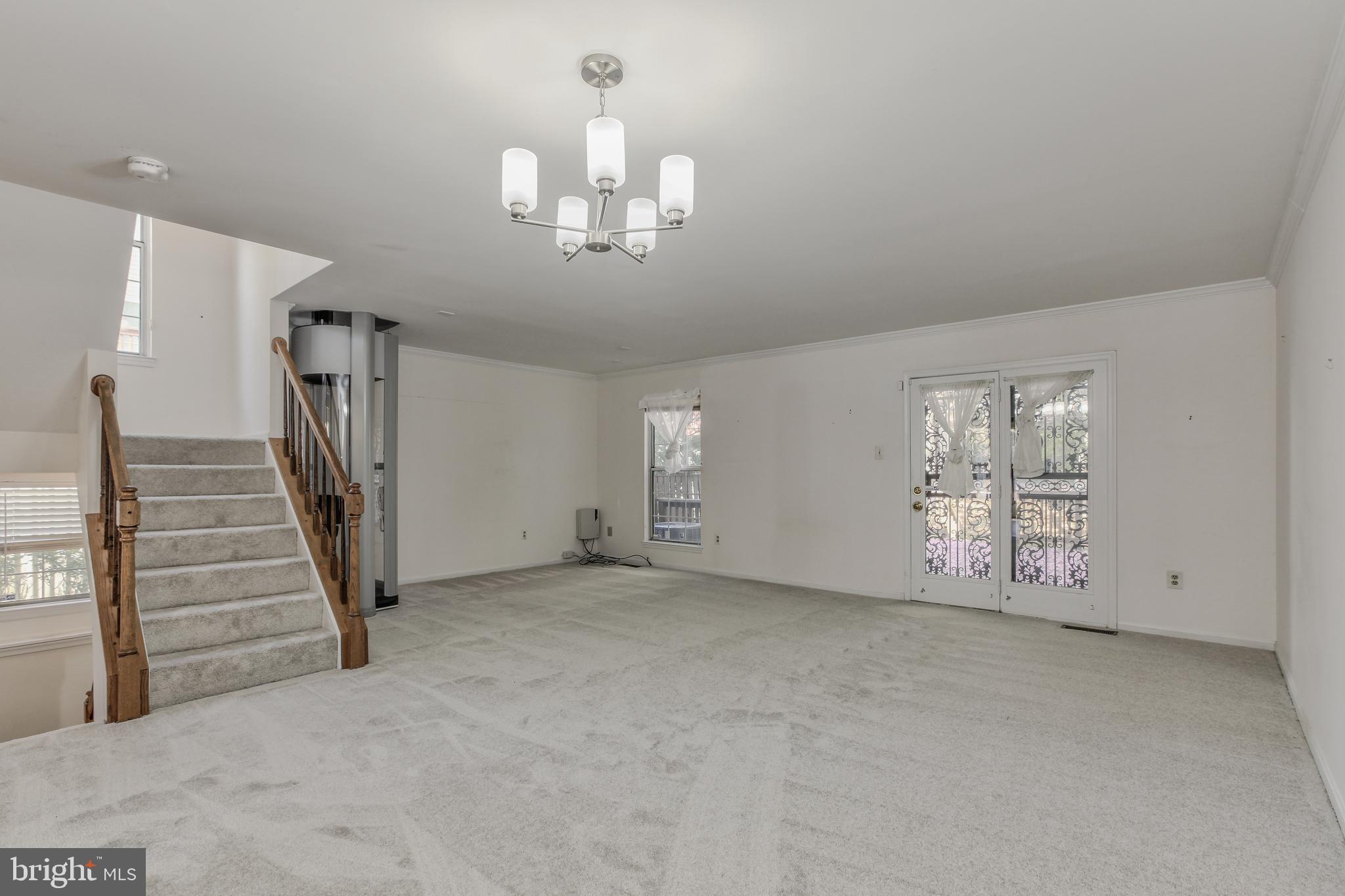 LONGMEAD - Residential