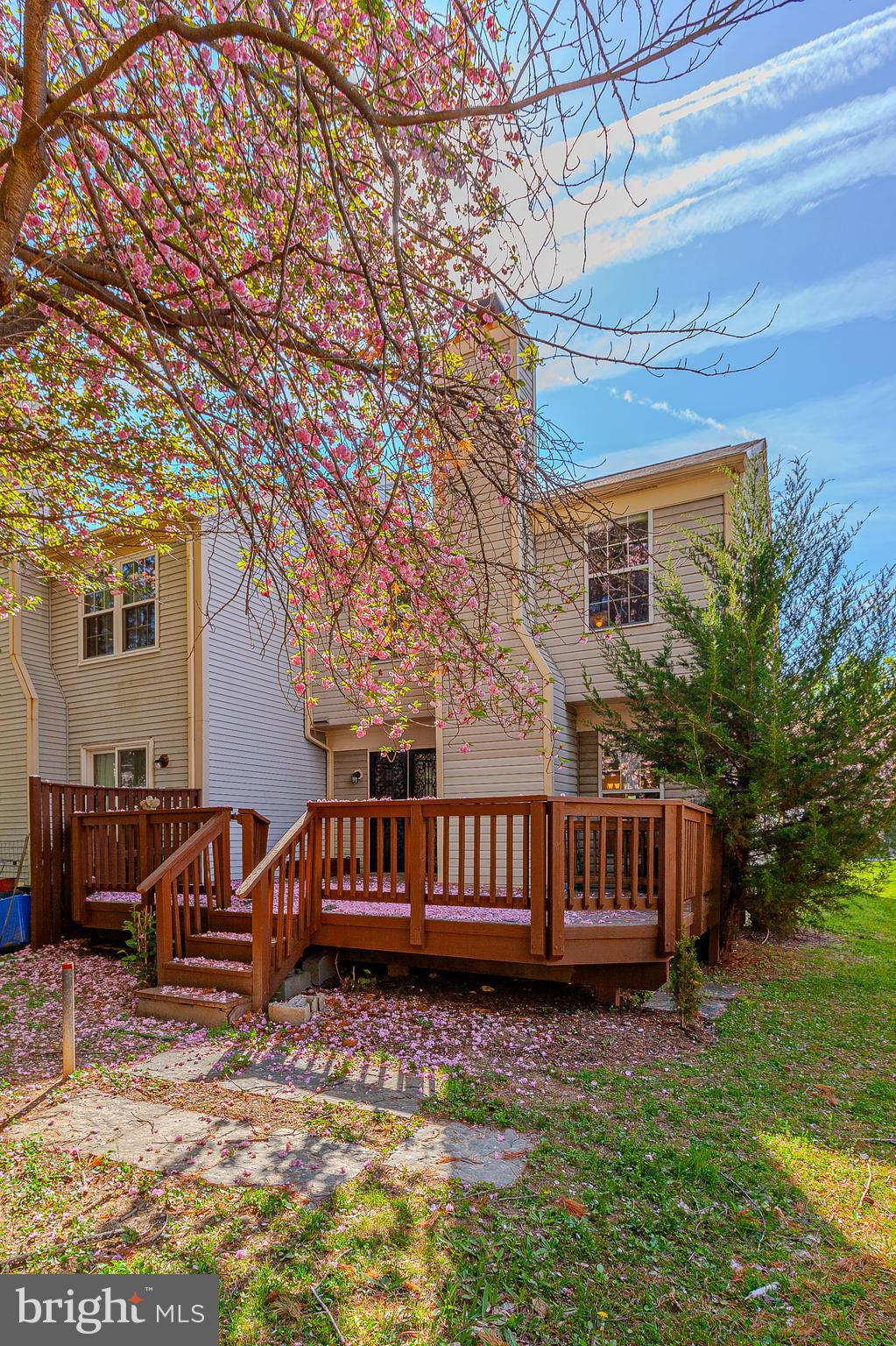 LONGMEAD - Residential