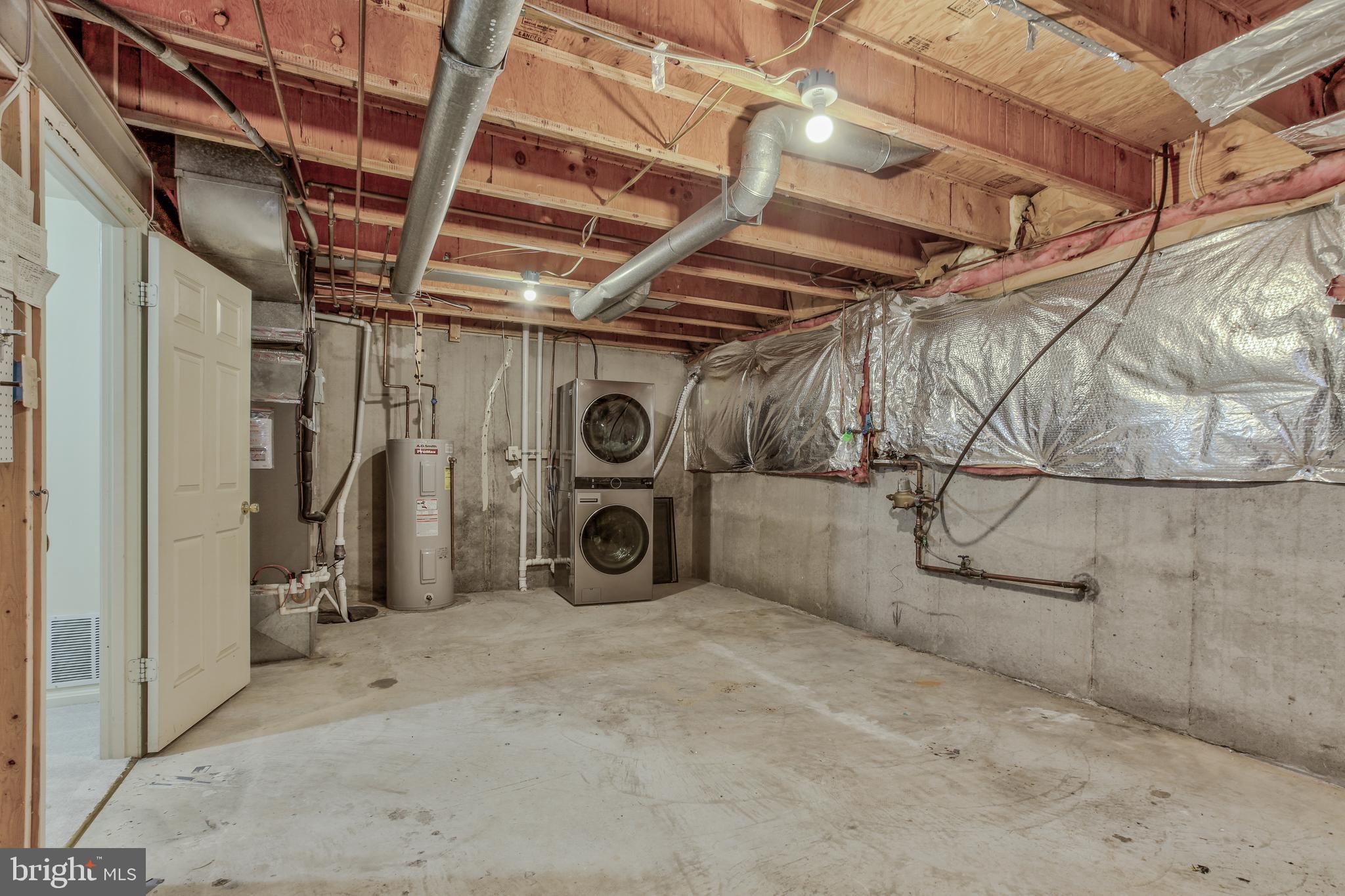 LONGMEAD - Residential