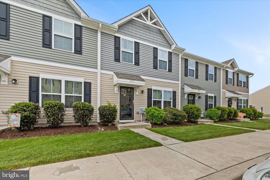 This home qualifies for FHA financing!! HOA includes Trash and water!!
 
Welcome home to this charming 2-story coastal townhome in the desirable St. Helens Crossing community—offered at an incredible value under $250K!

This bright and inviting 3-bedroom, 2.5 -bath home delivers the perfect blend of comfort and convenience. Step inside to find a spacious, thoughtfully designed layout with plenty of natural light and room to grow. The primary suite features a generous walk-in closet, giving you the storage space you’ve been looking for.

Enjoy your own outdoor area—ideal for morning coffee, weekend grilling, or simply relaxing after a long day. Whether you're entertaining or unwinding, this home makes it easy.

Located just minutes from local restaurants, shopping, and everyday essentials, you’ll love the convenience of this well-situated neighborhood. Plus, with the beaches only about 33 minutes away, coastal living is always within reach.

Whether you're a first-time buyer, downsizing, or looking for a smart investment, this home checks all the boxes. Don’t miss your chance to own a slice of coastal charm at an unbeatable price!