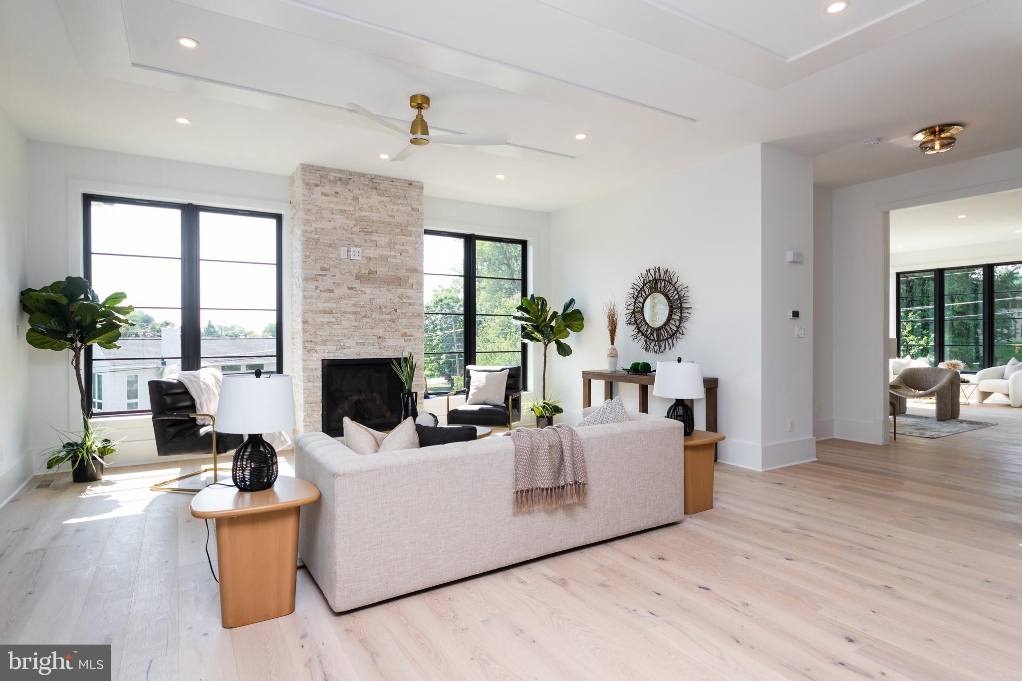 MINOR HILL - Residential