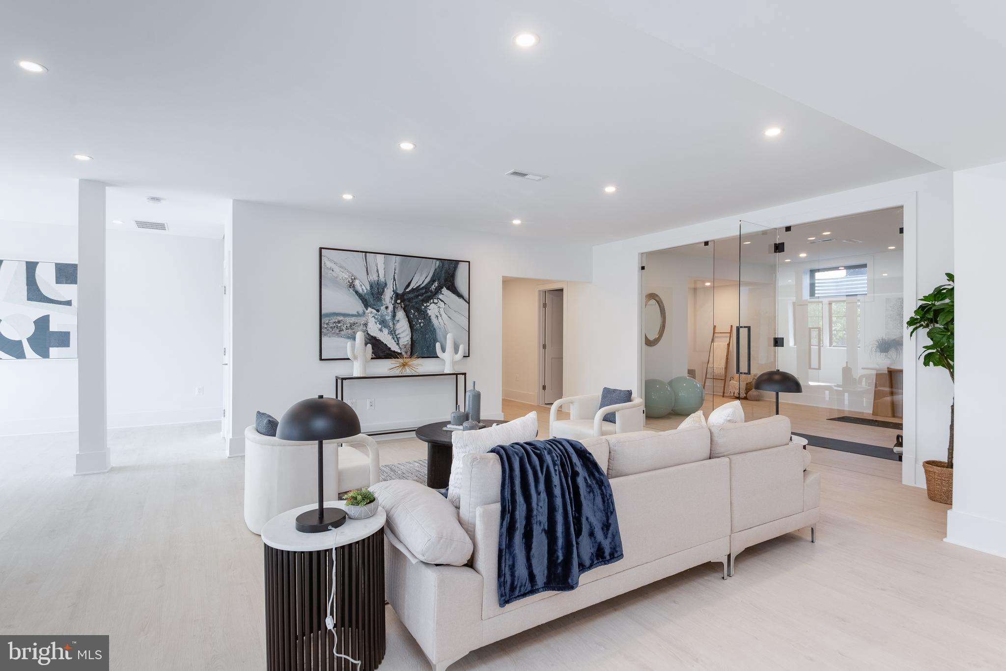 MINOR HILL - Residential