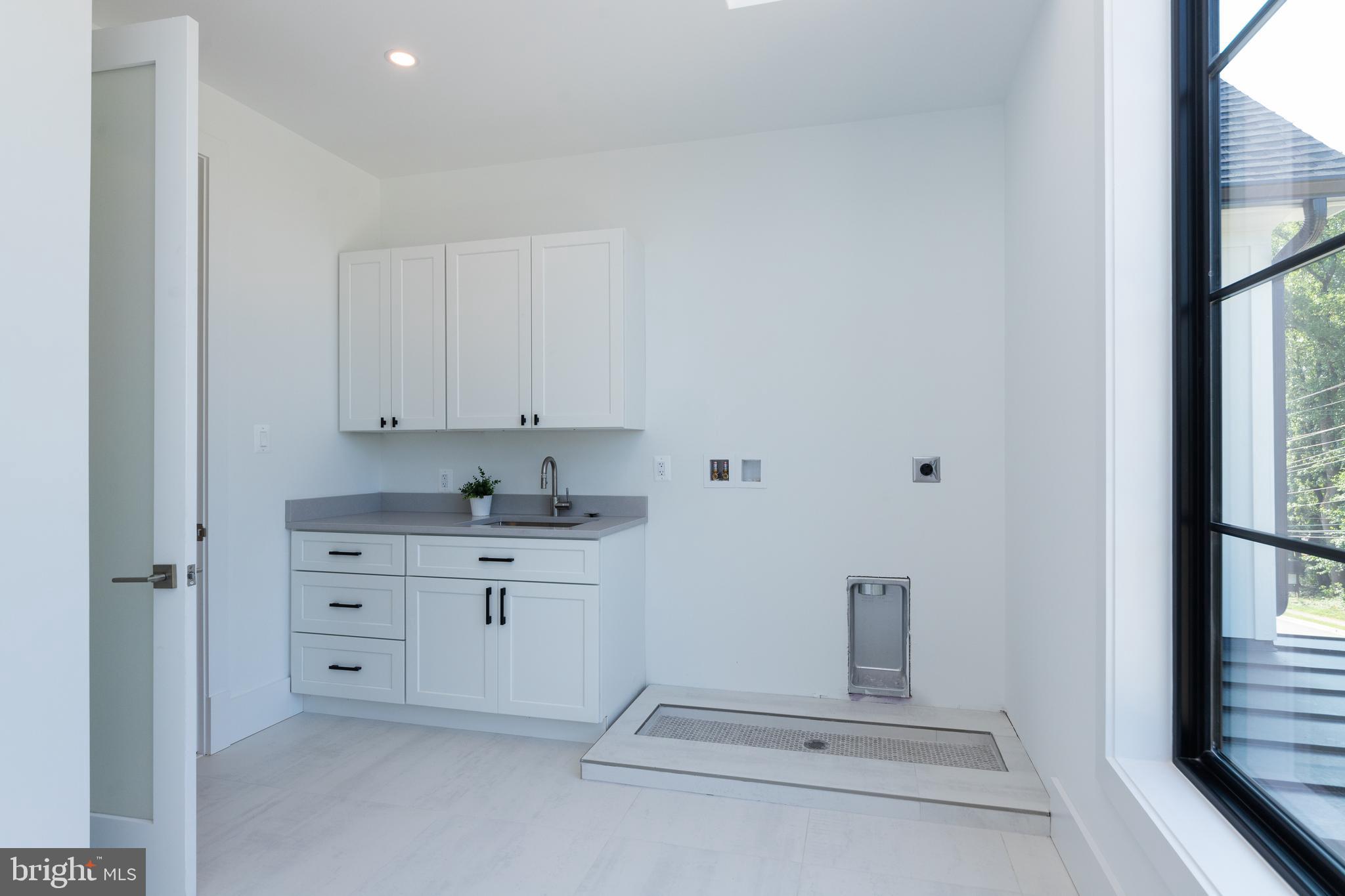 MINOR HILL - Residential