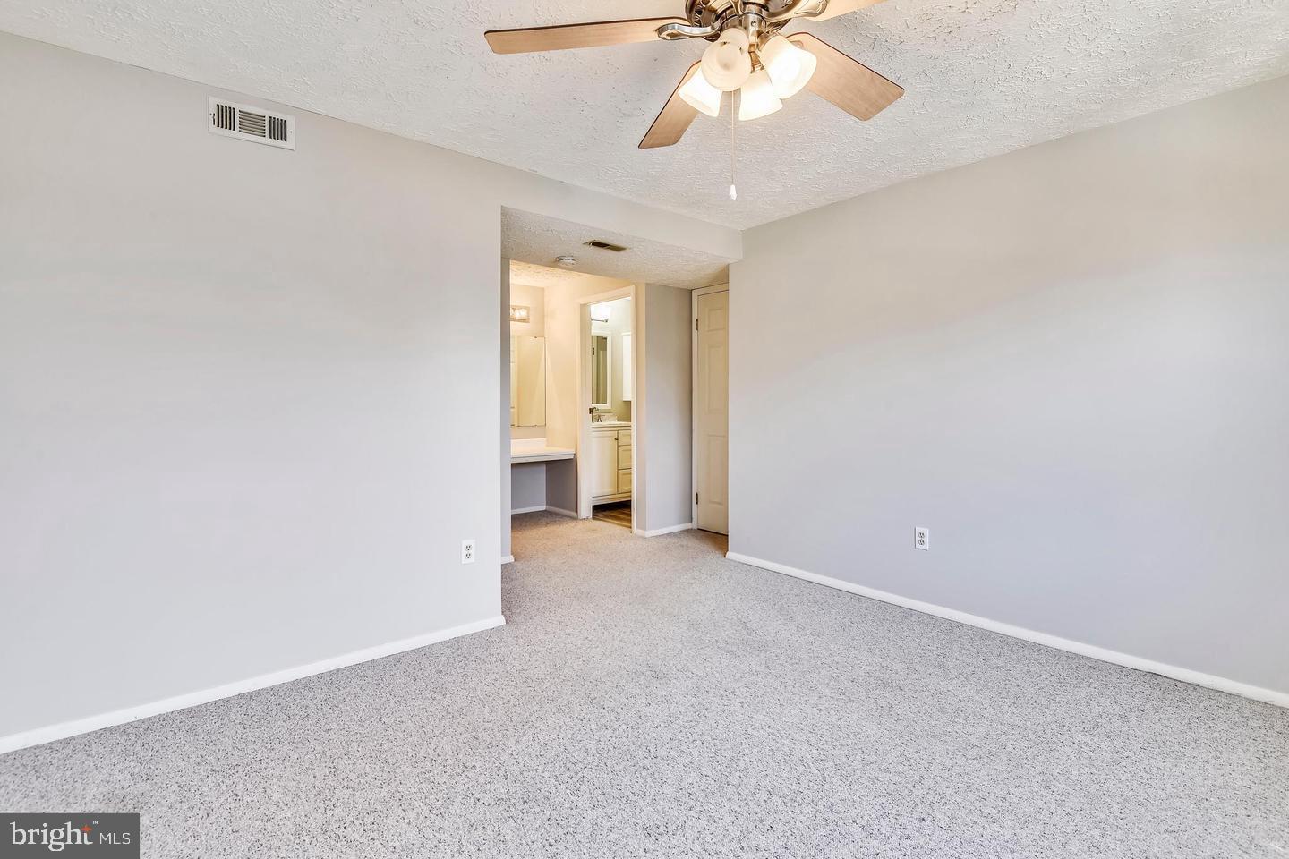 CHESTERFIELD GARDEN CONDOMINIUM - Residential Lease