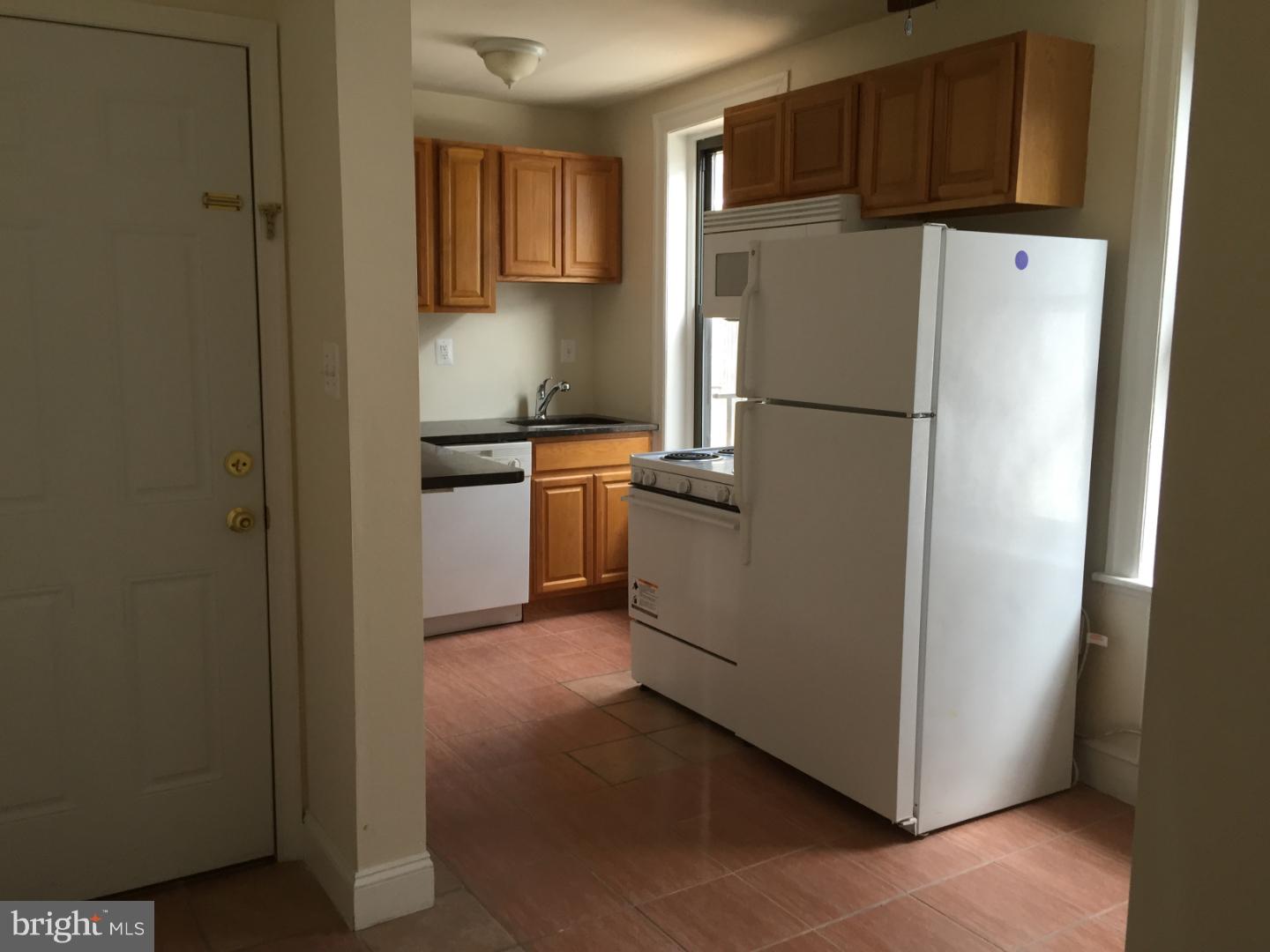 TEMPLE UNIVERSITY - Residential Lease
