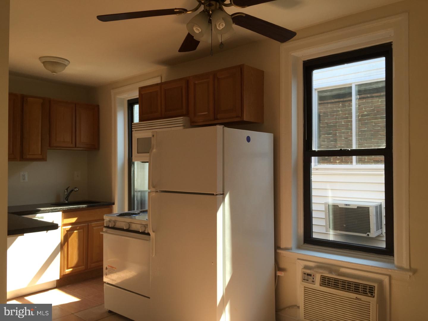 TEMPLE UNIVERSITY - Residential Lease