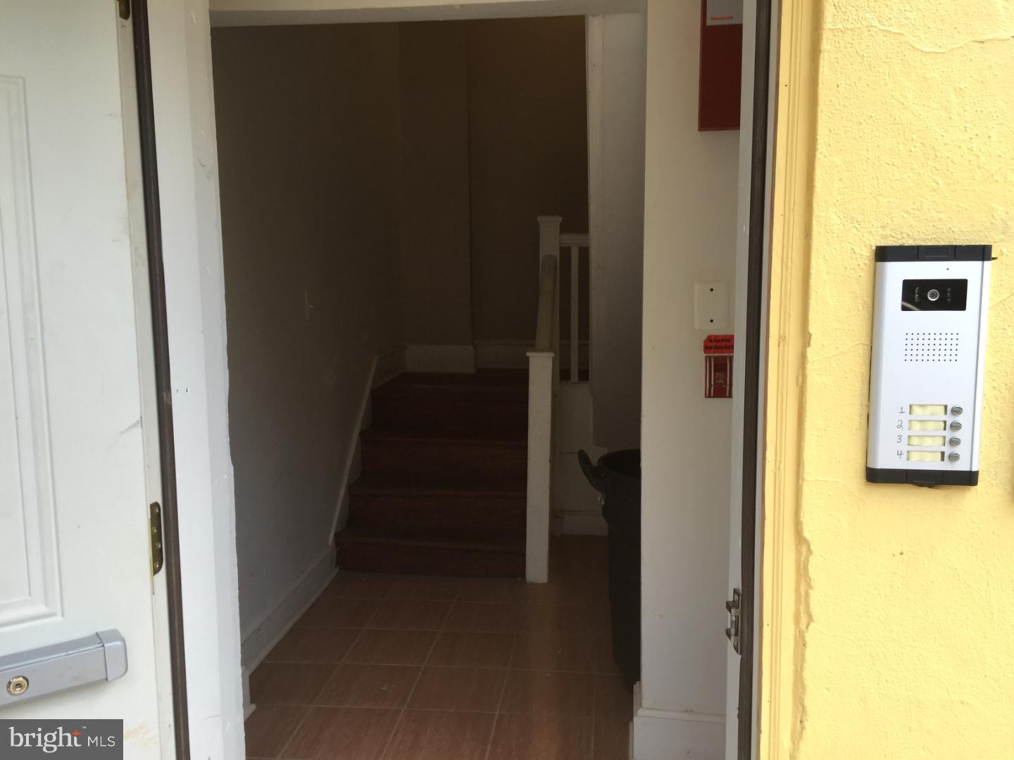 TEMPLE UNIVERSITY - Residential Lease