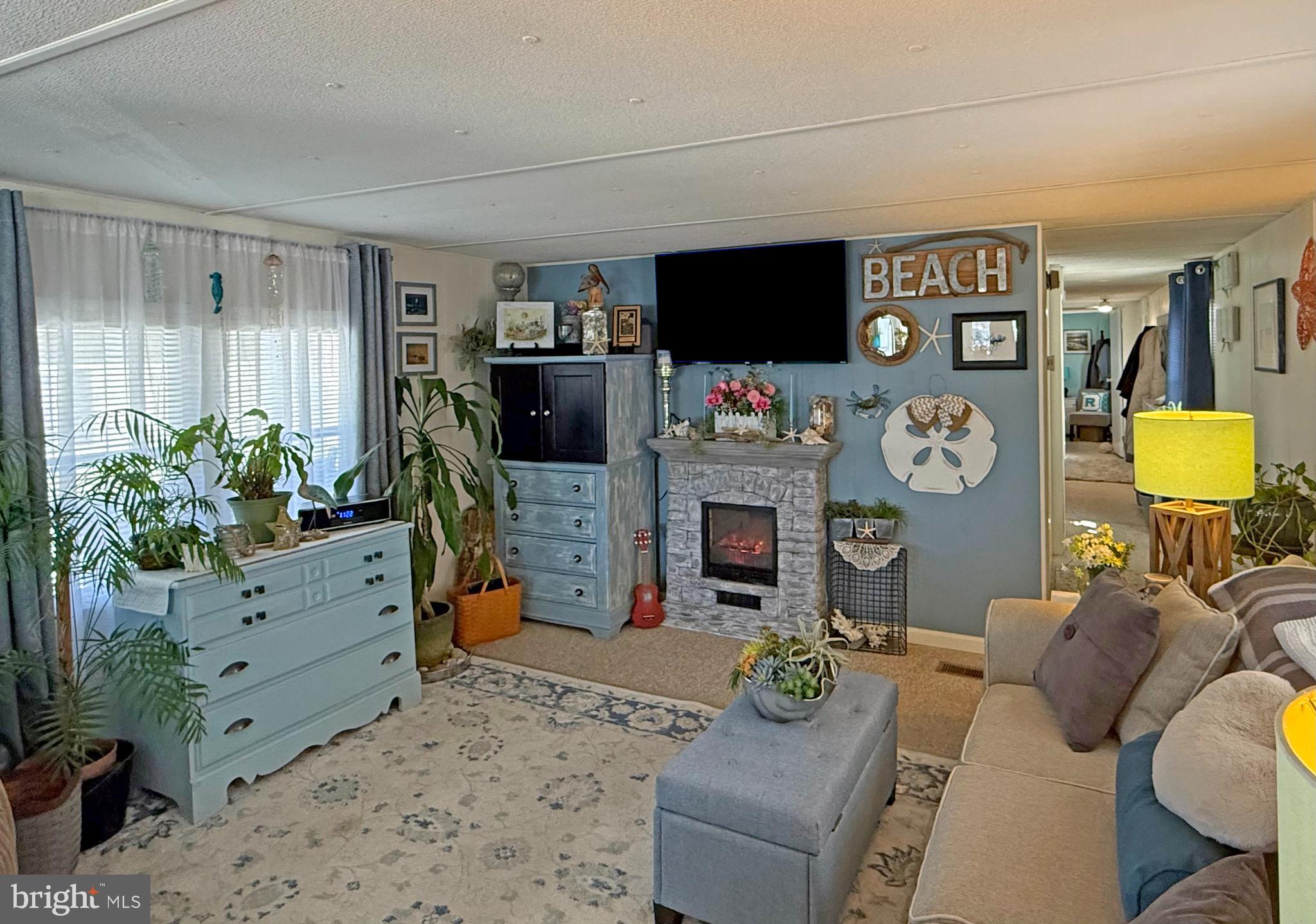 COLONIAL EAST MHP - Residential