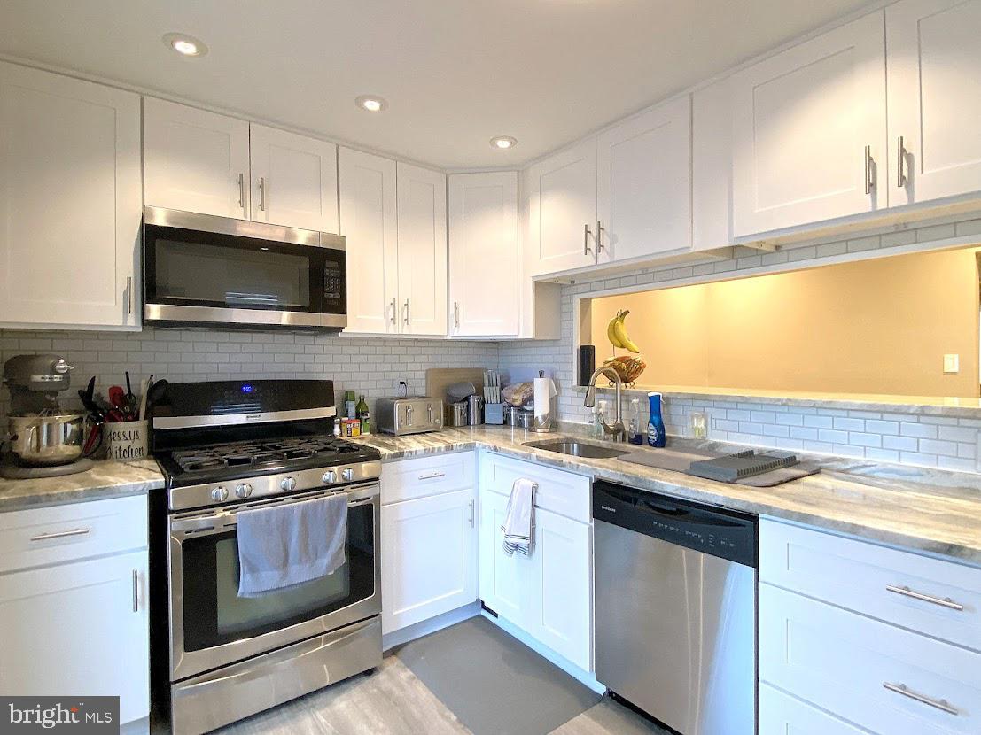 HAWTHORNE - Residential