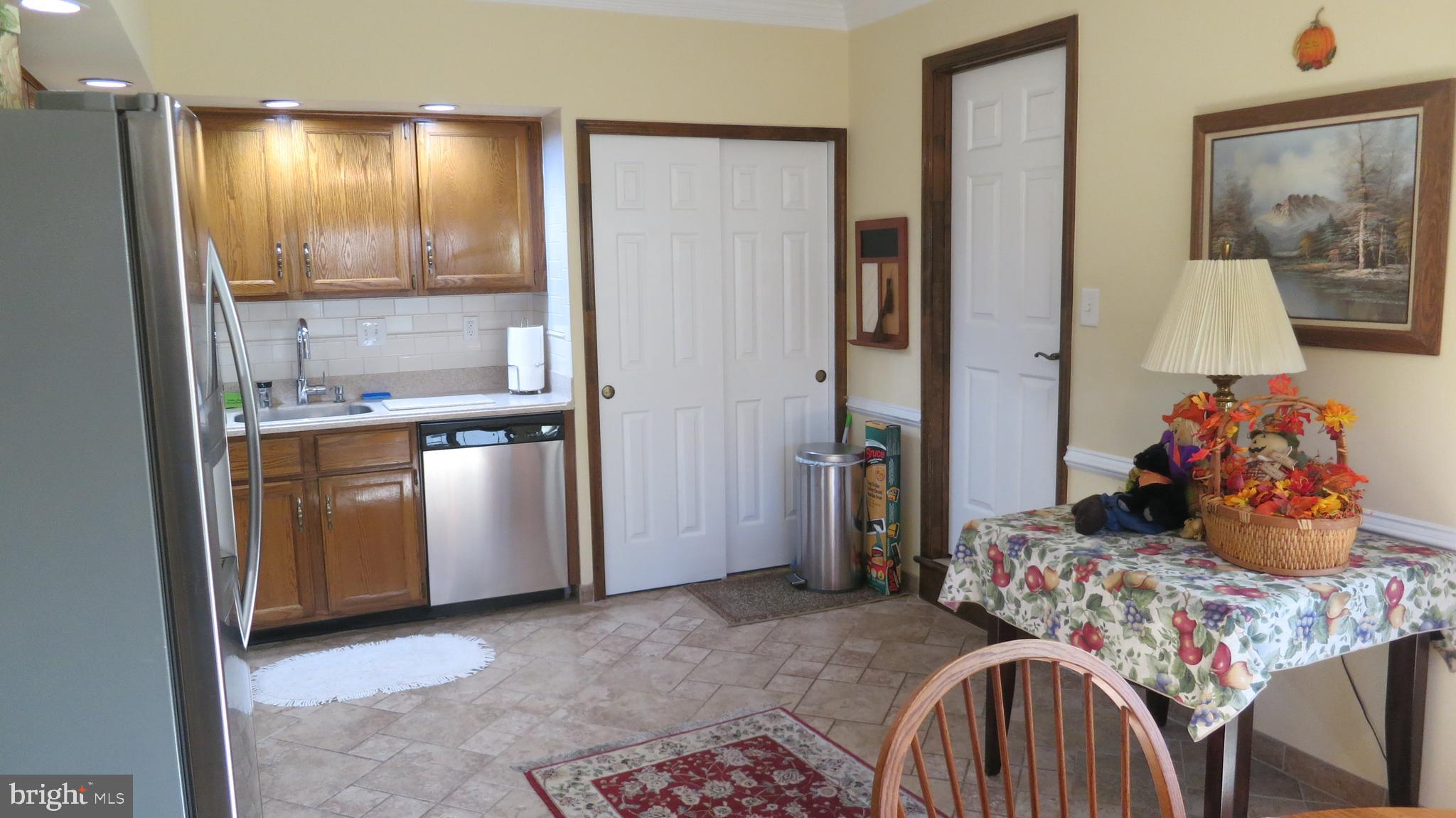 MIRROR LAKE FARMS - Residential