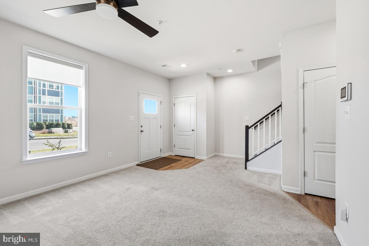 HARRINGTON TERRACE - Residential Lease