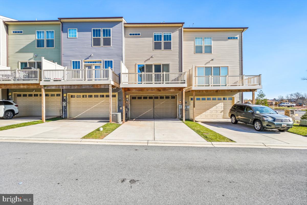 HARRINGTON TERRACE - Residential Lease