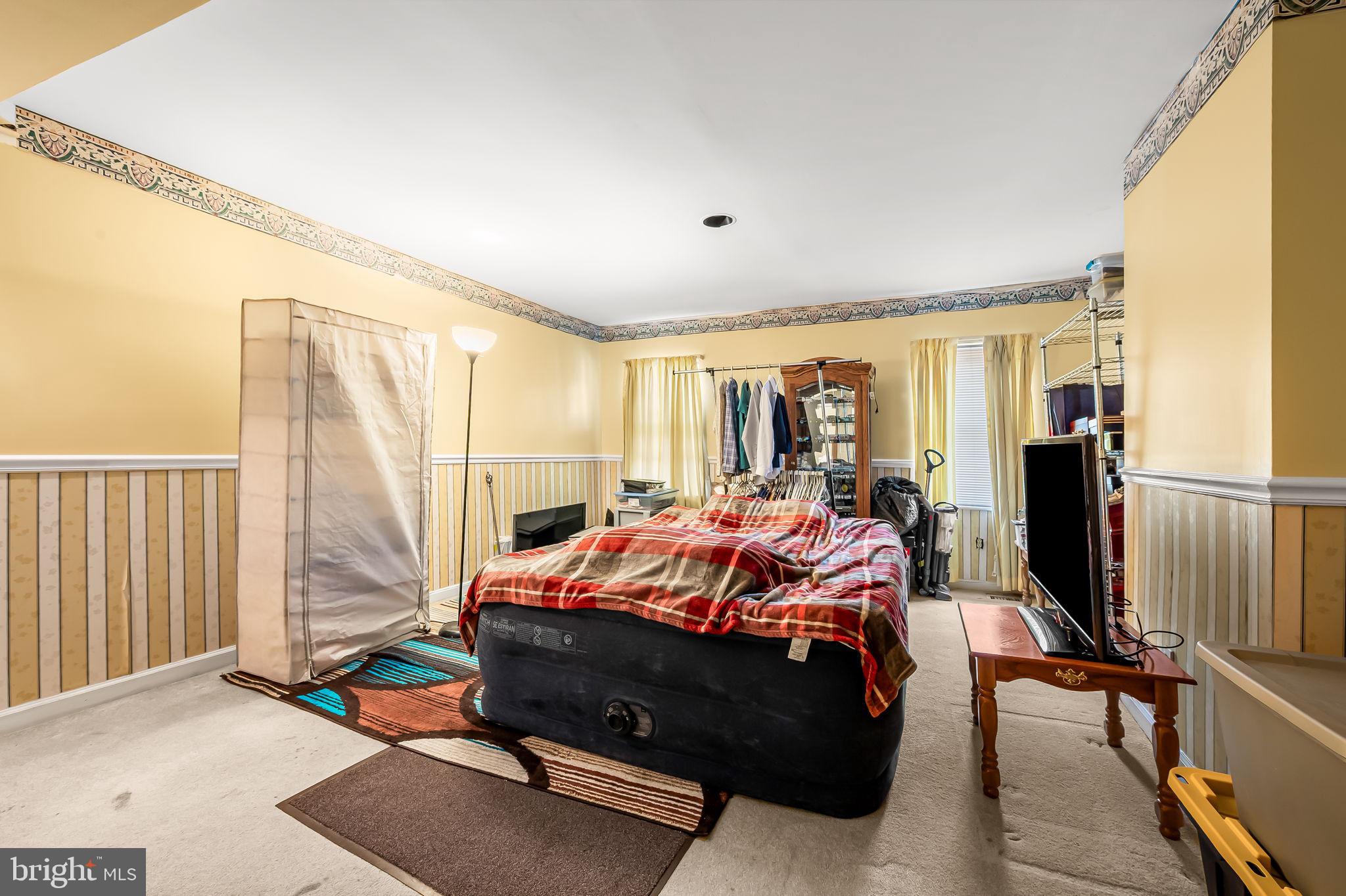 RIDGELY'S DELIGHT - Residential