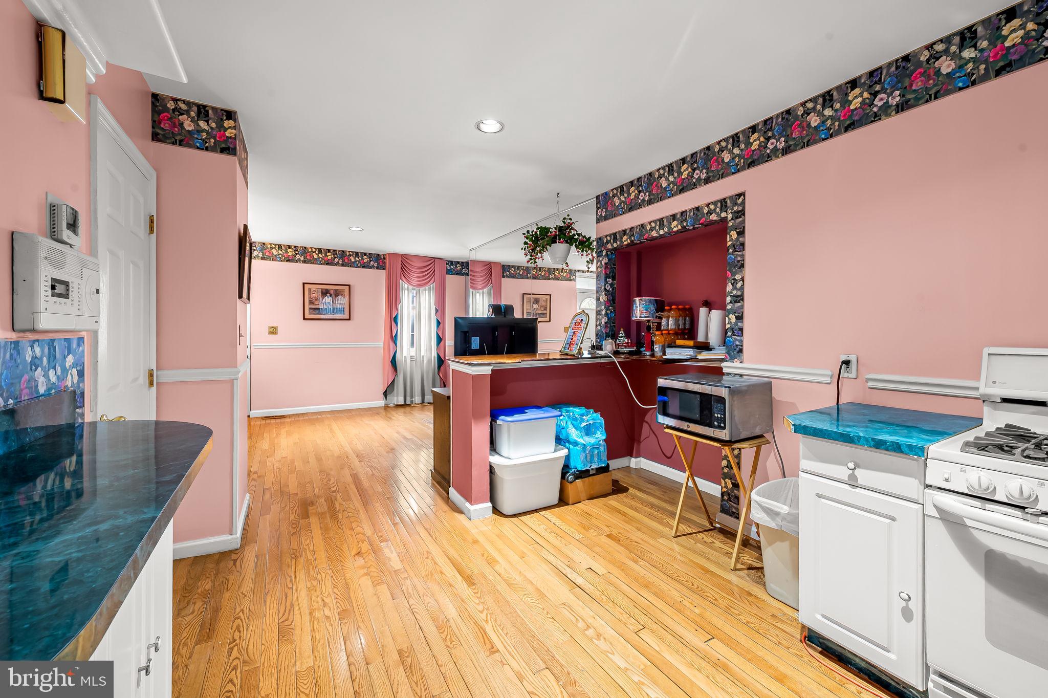 RIDGELY'S DELIGHT - Residential