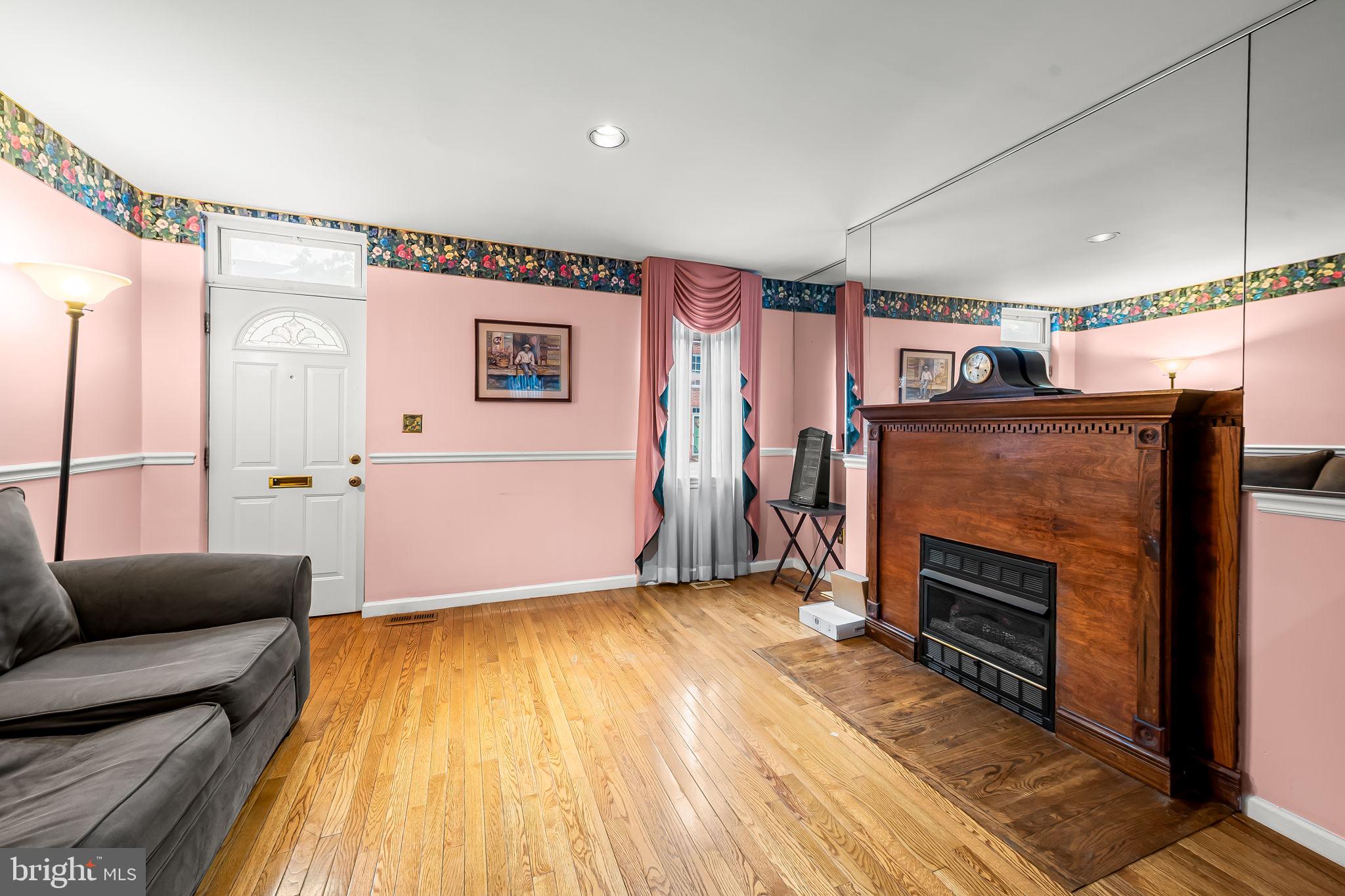 RIDGELY'S DELIGHT - Residential