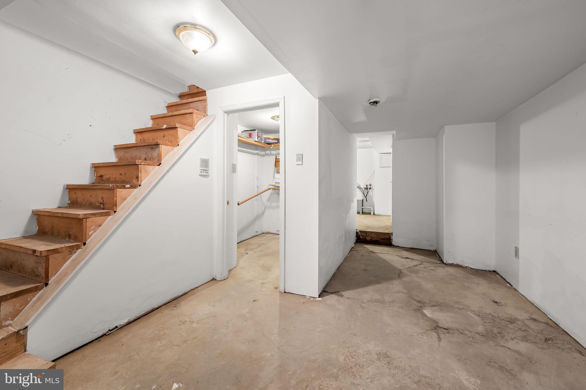 RIDGELY'S DELIGHT - Residential