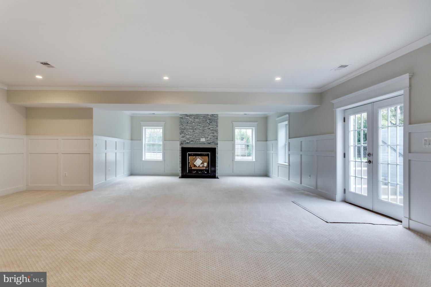 CHESTERFIELD - Residential