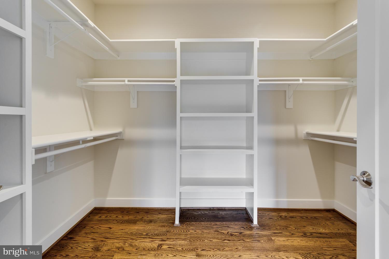 CHESTERFIELD - Residential