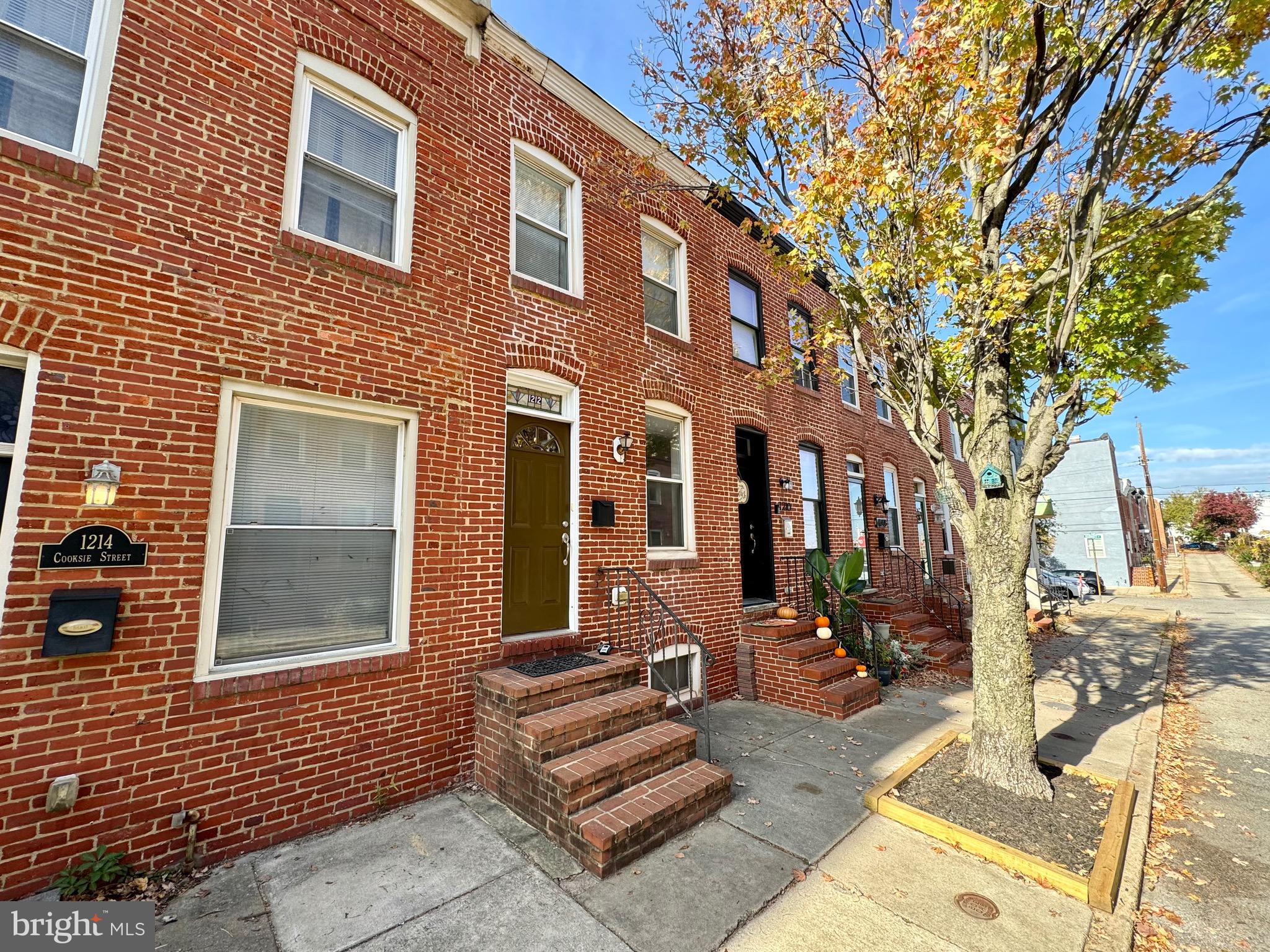 LOCUST POINT - Residential Lease