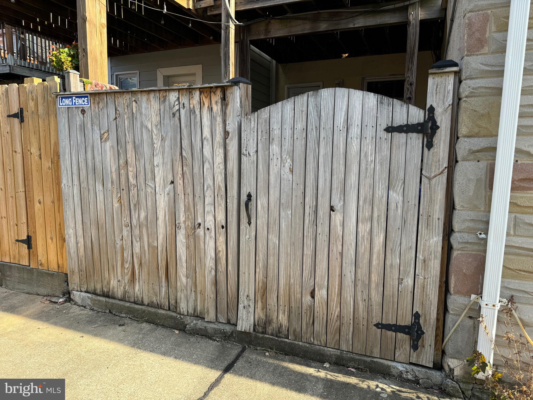 LOCUST POINT - Residential Lease