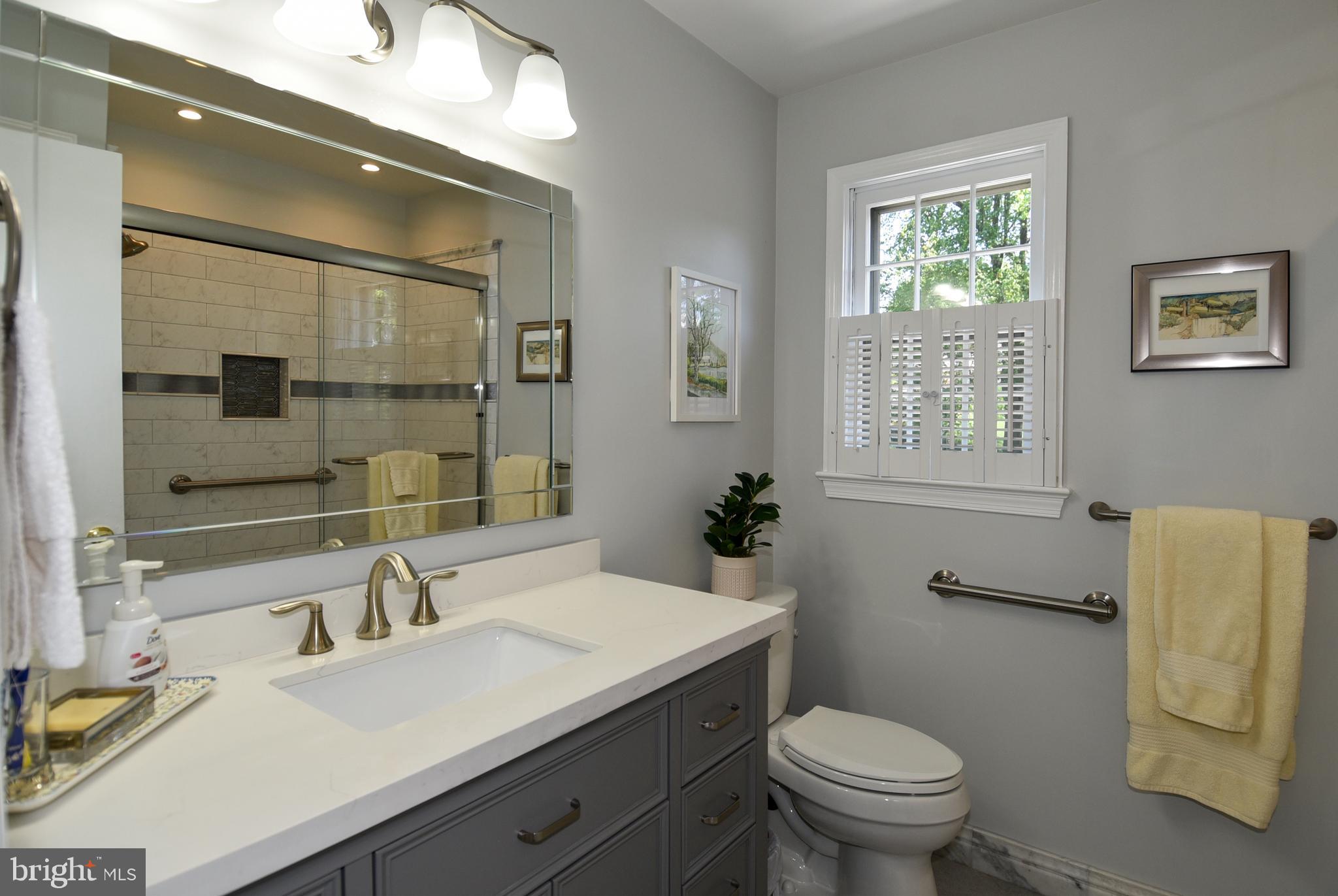 STONEGATE - Residential