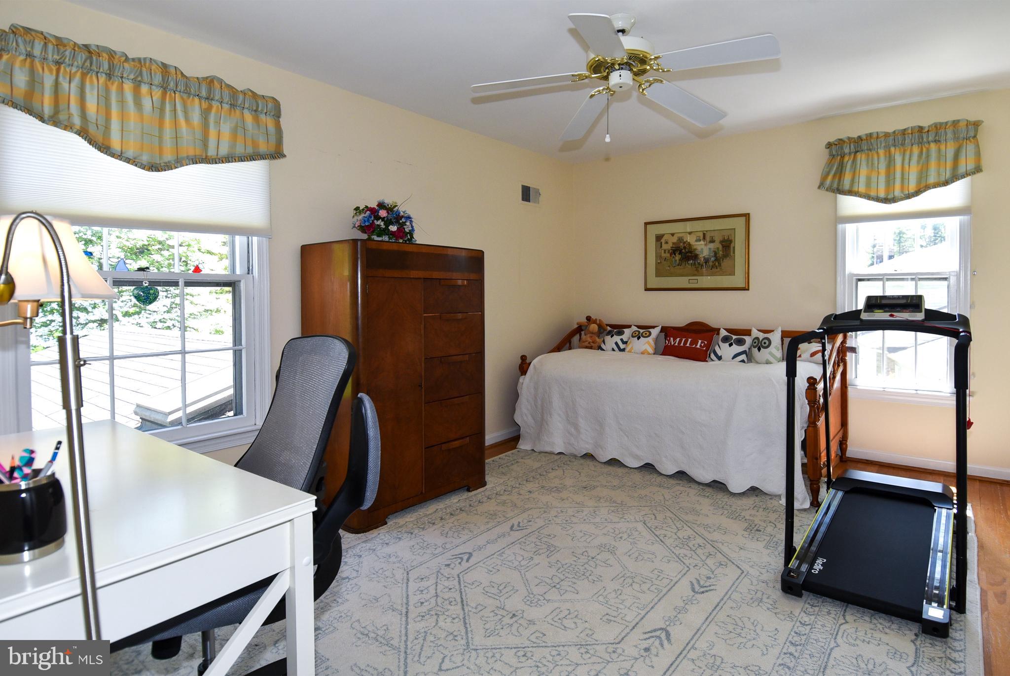 STONEGATE - Residential